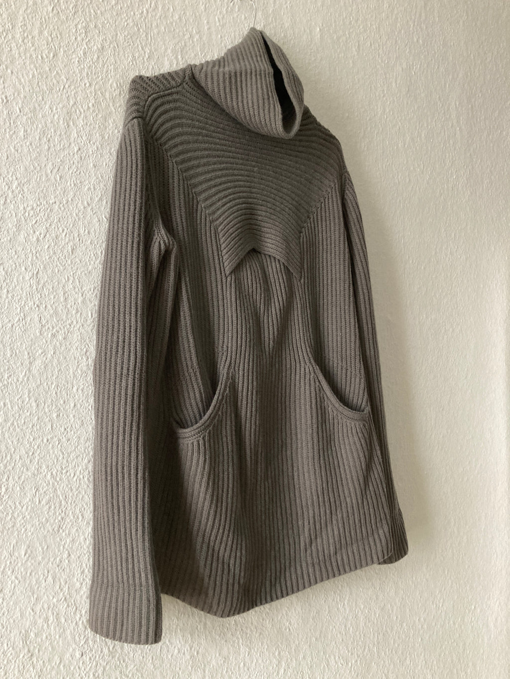 F/W 10 "GLEAM" Runway Alpaca Turtleneck Rick Owens M