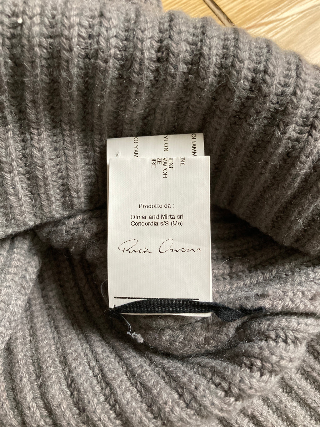 F/W 10 "GLEAM" Runway Alpaca Turtleneck Rick Owens M