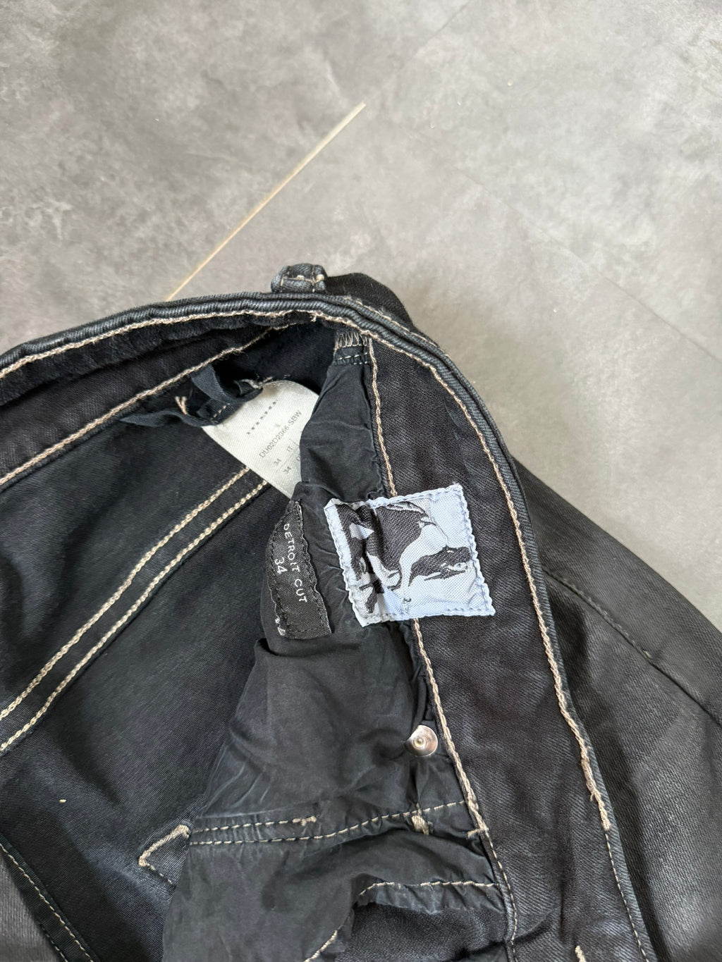 F/W 24 "PORTERVILLE" Waxed SBW Detroit Cut Denim Jeans Rick Owens US34/L