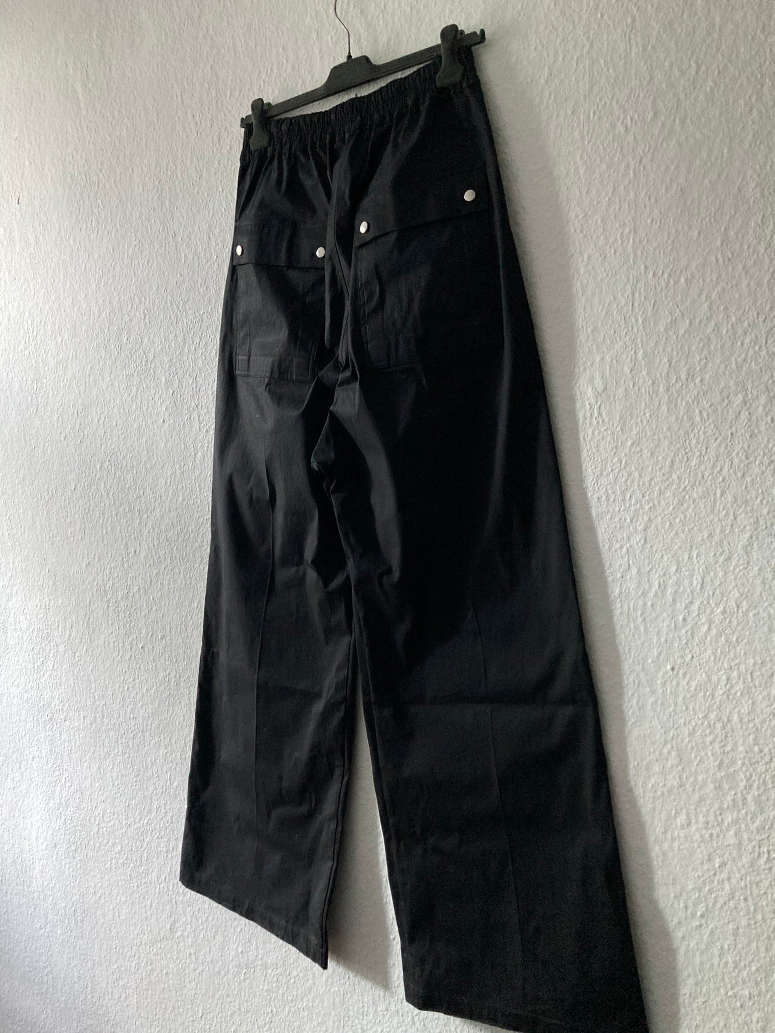 F/W 22 „STROBE“ Geth Bela Pants in Black