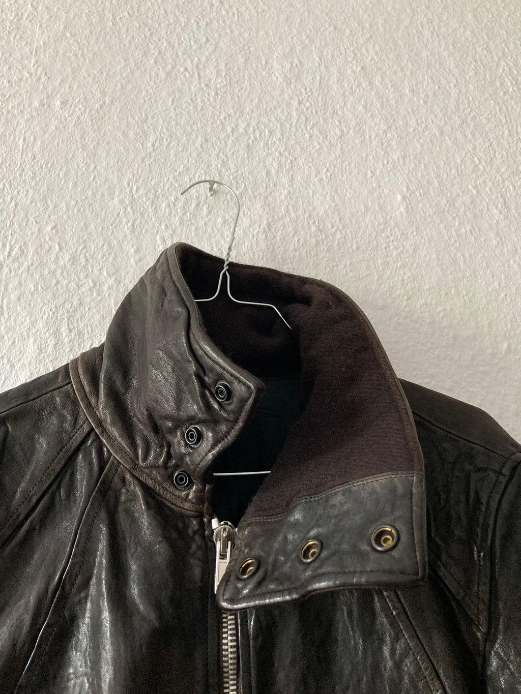 F/W 08 "STAG" Hammered Lamb Leather High-Neck Intarsia Jacket w. Fleece Collar