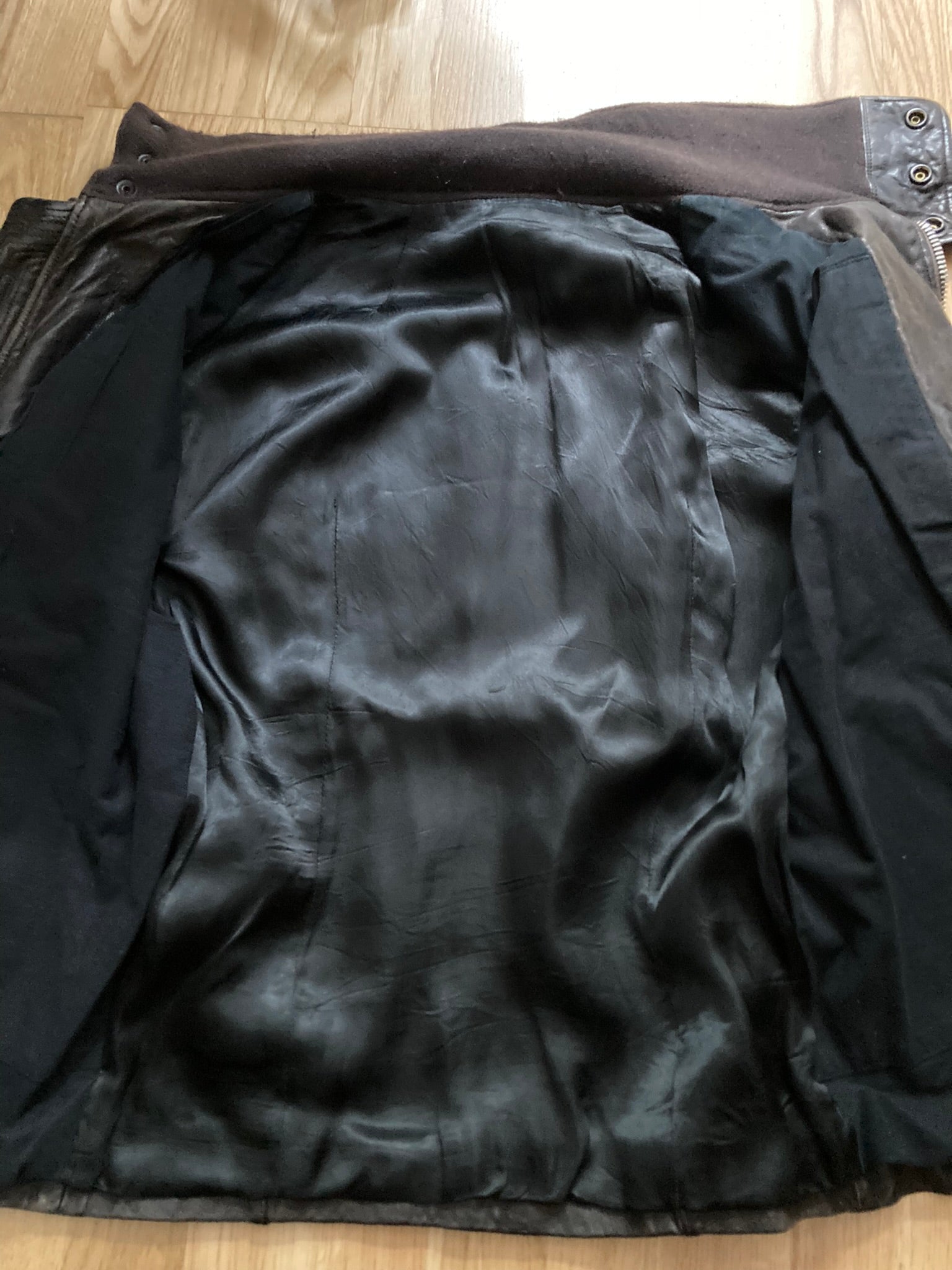 F/W 08 "STAG" Hammered Lamb Leather High-Neck Intarsia Jacket w. Fleece Collar