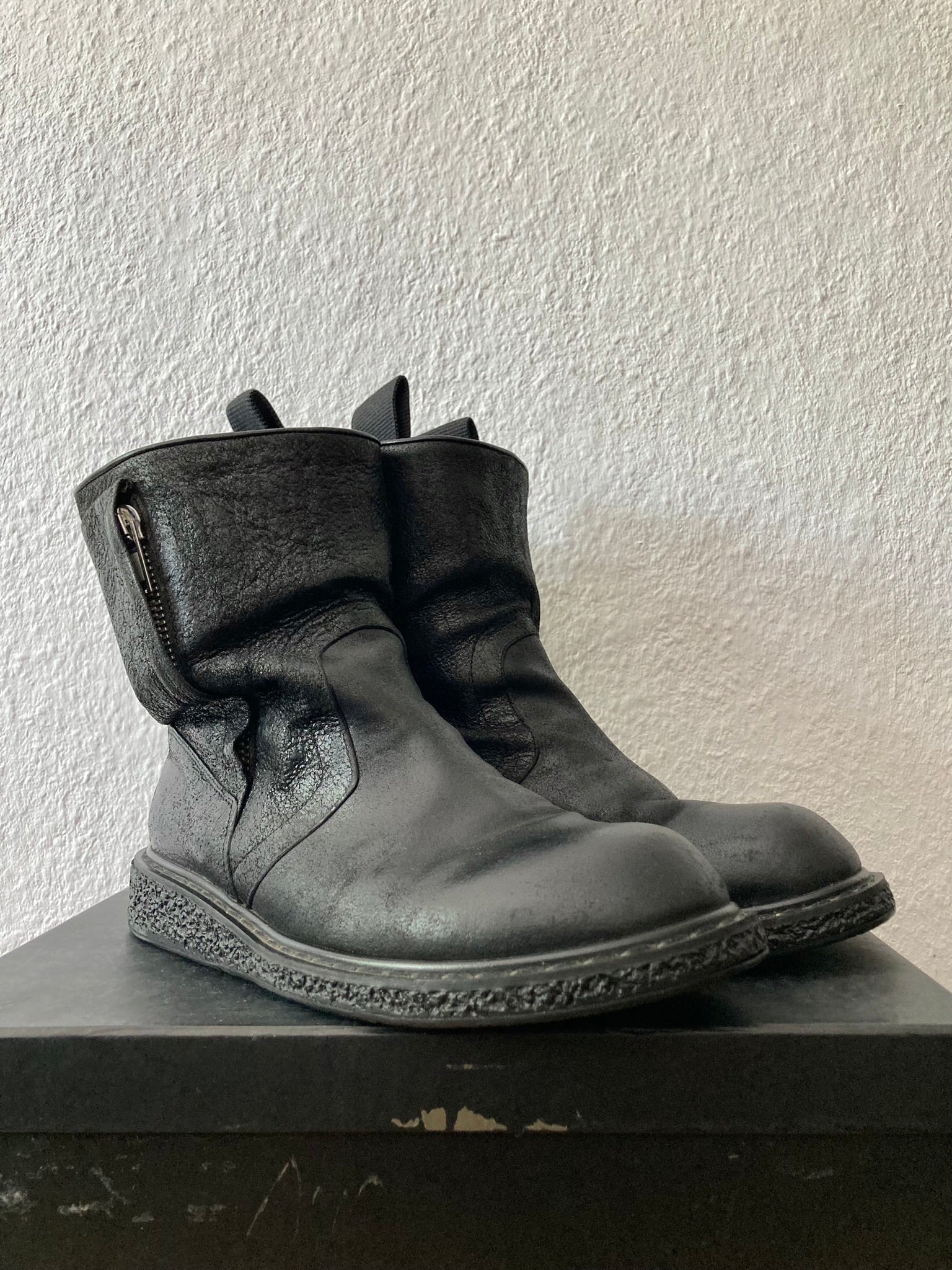 F/W 09 "CRUST" Blistered Lamb Leather Cargo Creeper Pull On Boots