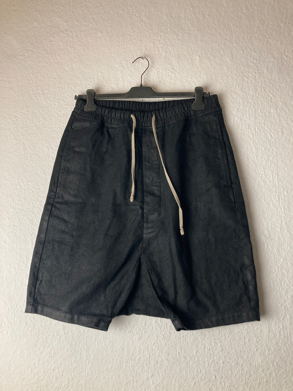 F/W 12 "MOUNTAIN" Waxed "Black Vintage" Pod Shorts Rick Owens M