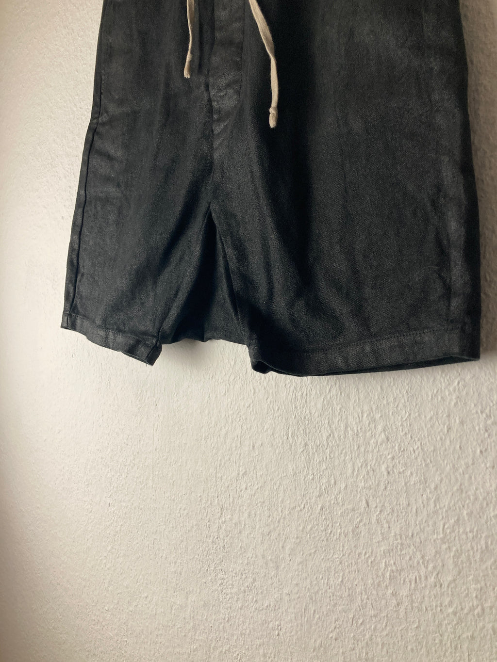 F/W 12 "MOUNTAIN" Waxed "Black Vintage" Pod Shorts Rick Owens M
