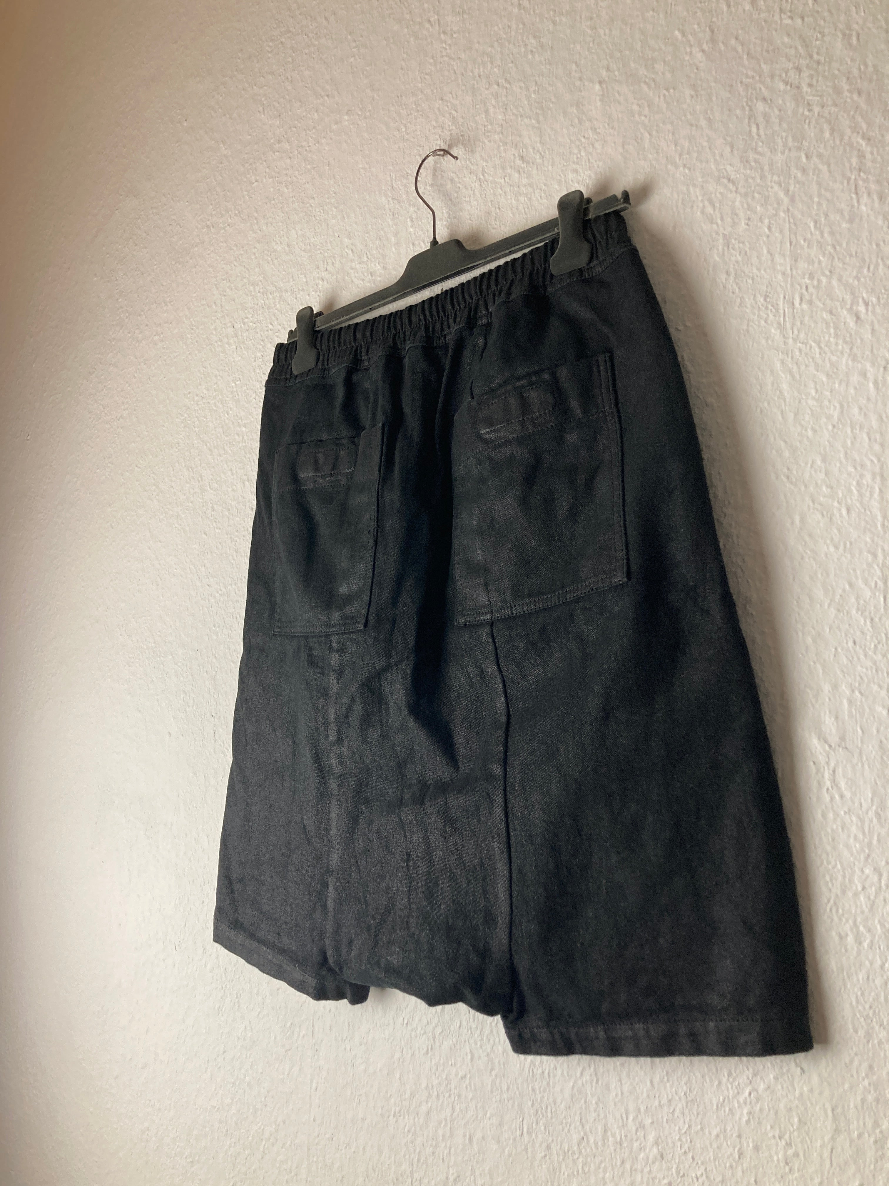 F/W 12 "MOUNTAIN" Waxed "Black Vintage" Pod Shorts Rick Owens M
