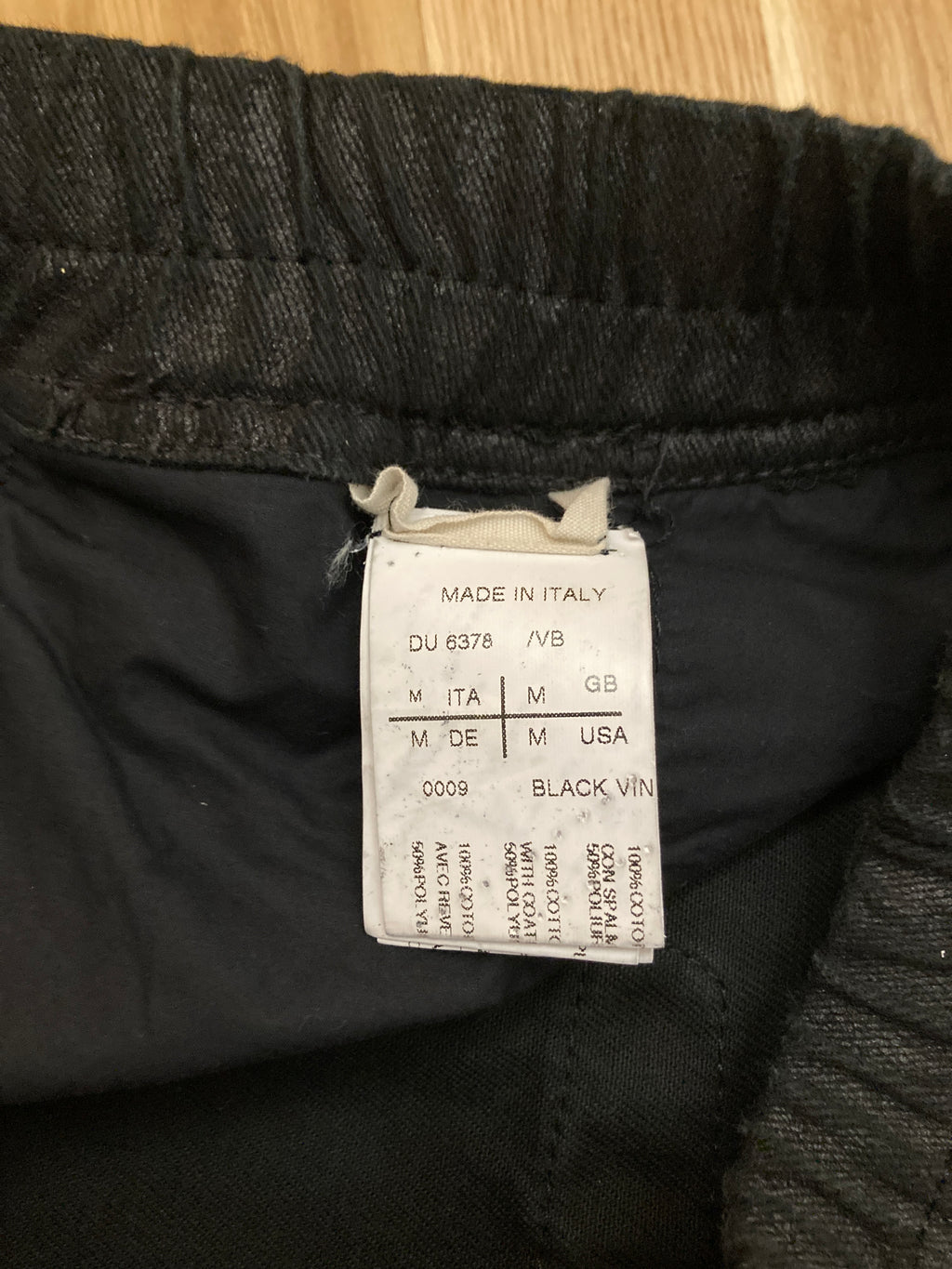 F/W 12 "MOUNTAIN" Waxed "Black Vintage" Pod Shorts Rick Owens M