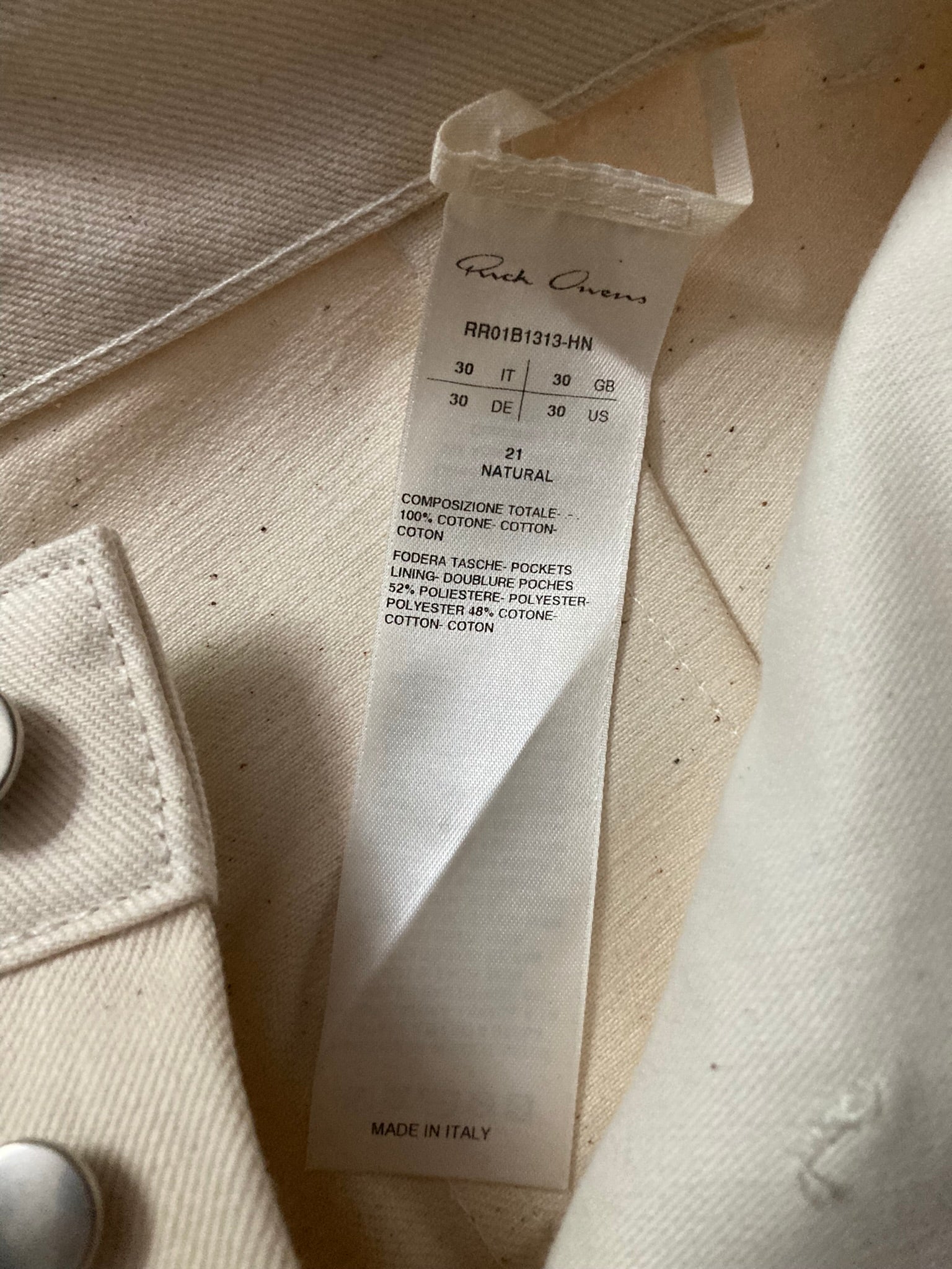 S/S 22 “FOGACHINE” Runway Ecru Spartan Shorts