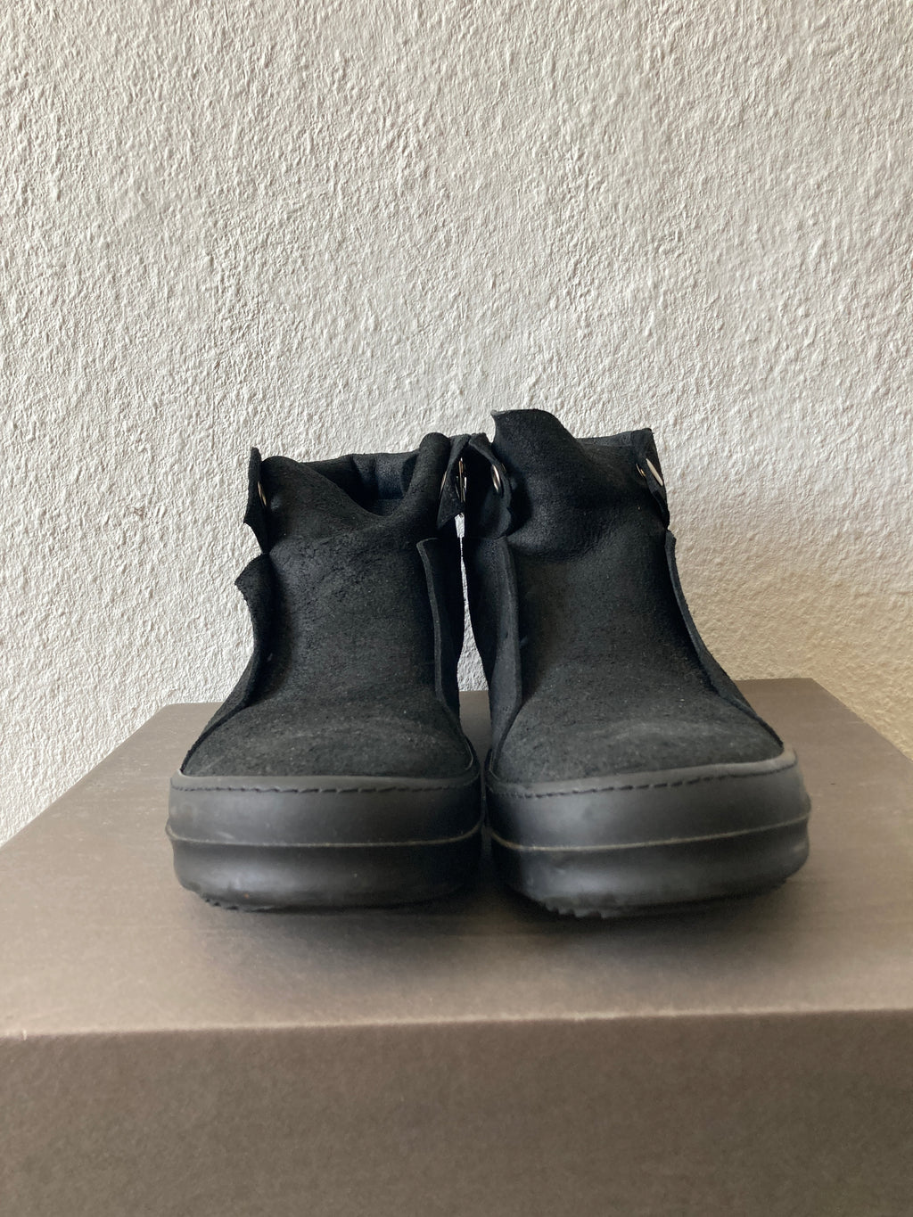 F/W 15 „SPHINX“ Triple Black Reverse Leather Island Dunks