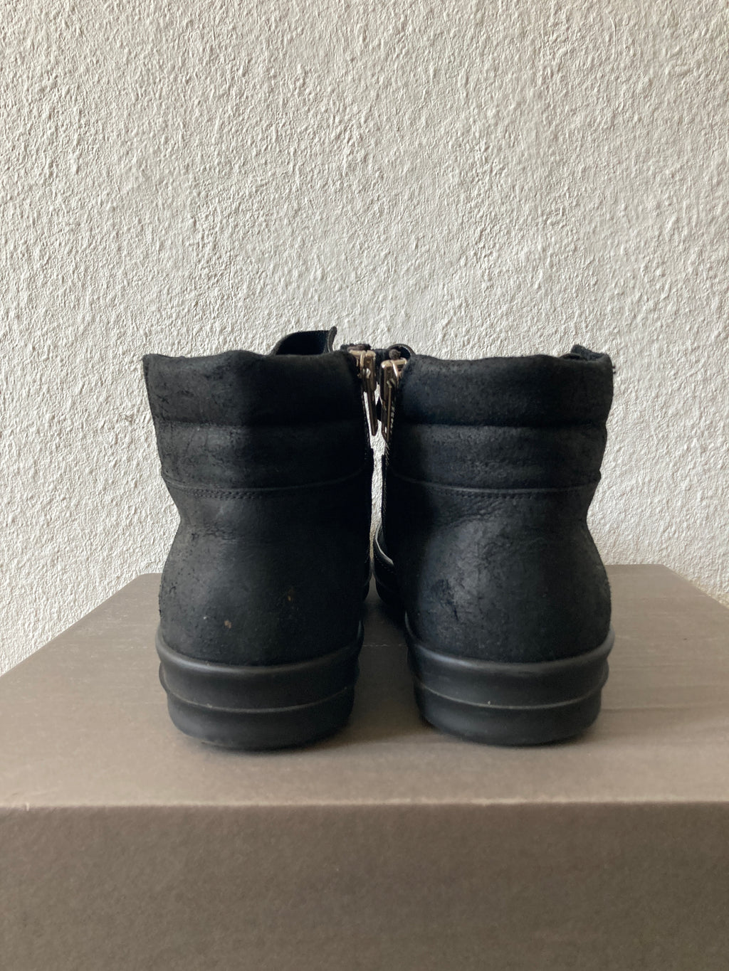 F/W 15 „SPHINX“ Triple Black Reverse Leather Island Dunks