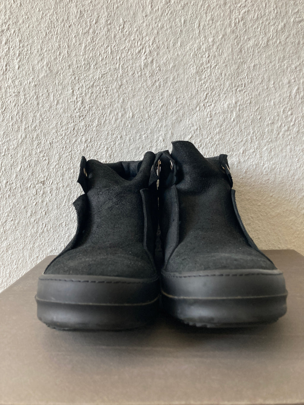 F/W 15 „SPHINX“ Triple Black Reverse Leather Island Dunks