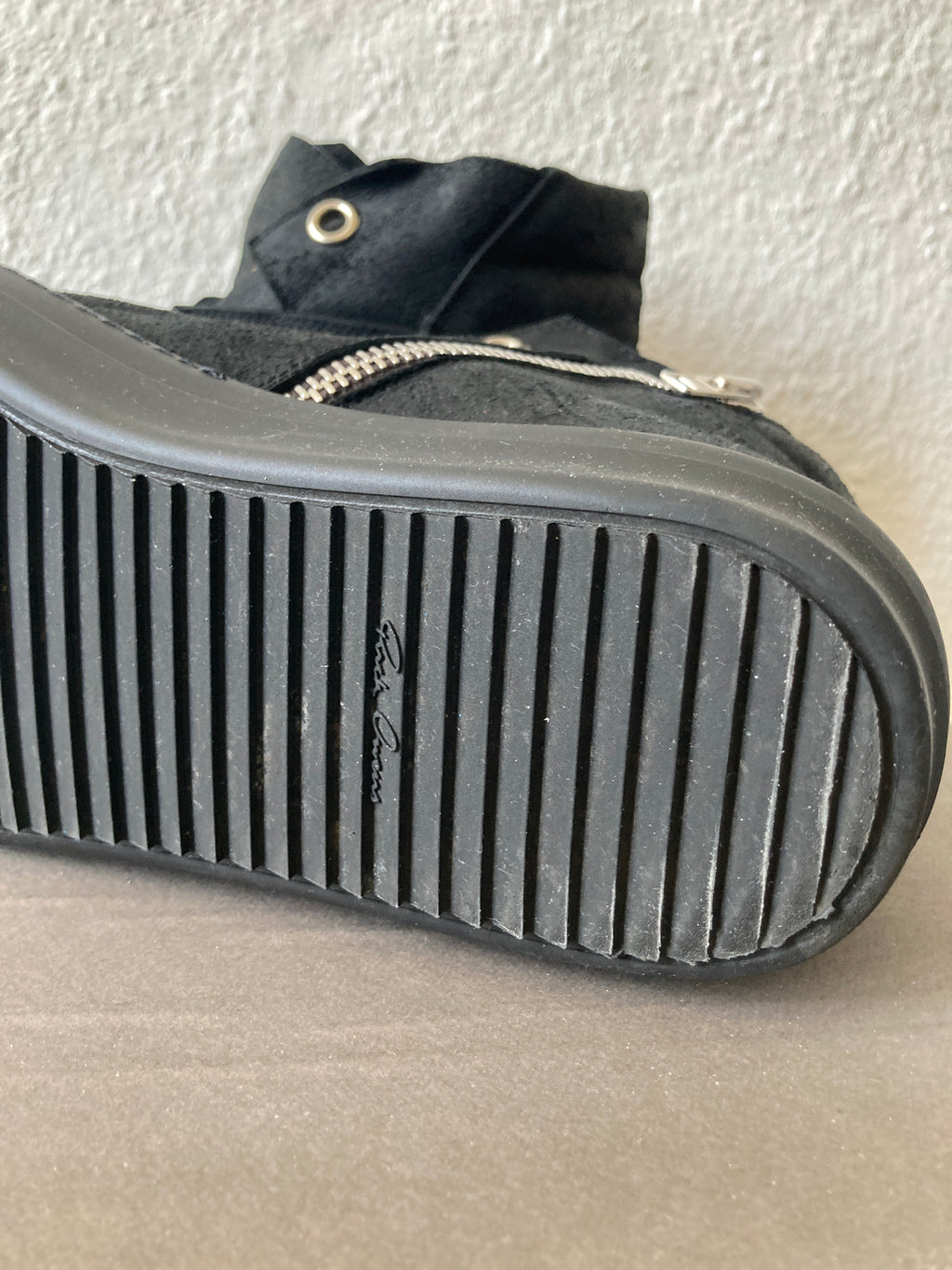 F/W 15 „SPHINX“ Triple Black Reverse Leather Island Dunks