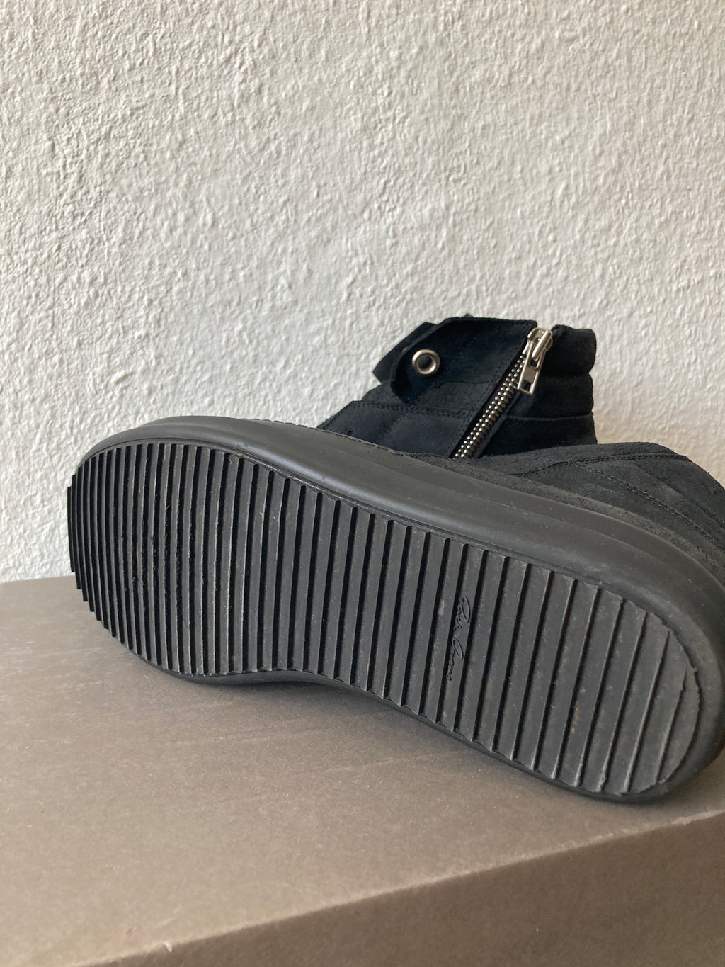 F/W 15 „SPHINX“ Triple Black Reverse Leather Island Dunks