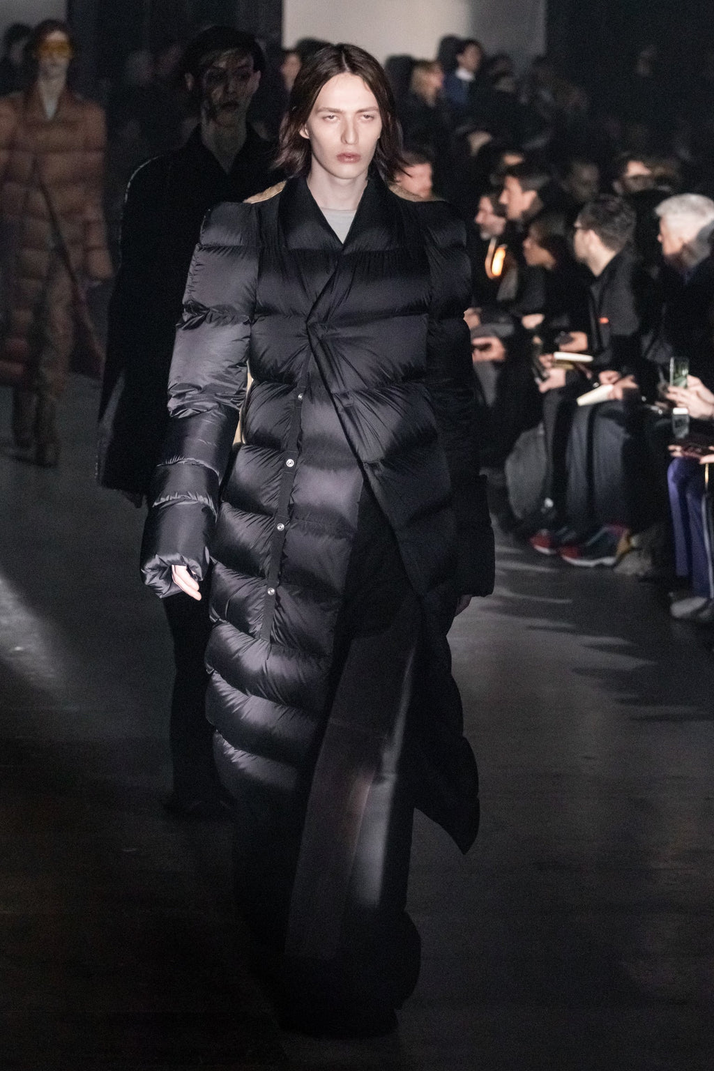 F/W 19 "LARRY" Black Runway Zionic Down Shearling Pocket Coat Rick Owens IT50/M