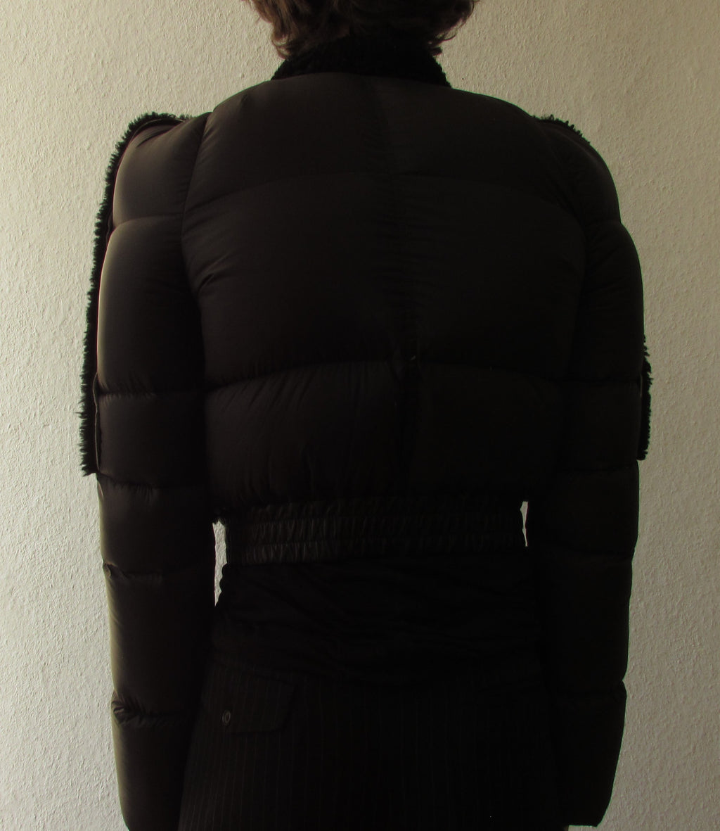 F/W 19 "LARRY" Runway Zionic Cropped Shearling Down Puffer Jacket in Black