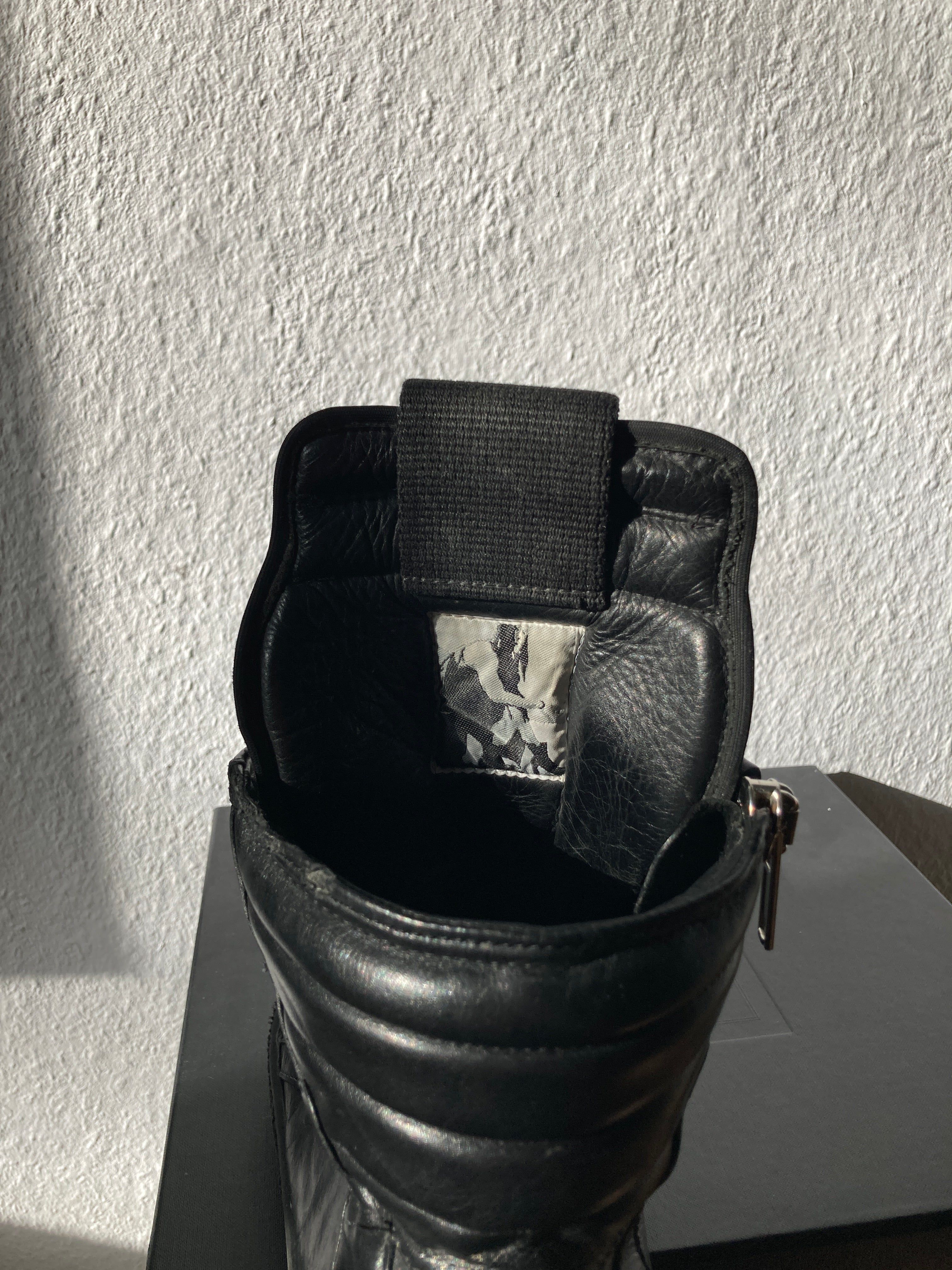 F/W 16 "MASTODON" Triple Black Geobaskets IT45/US12
