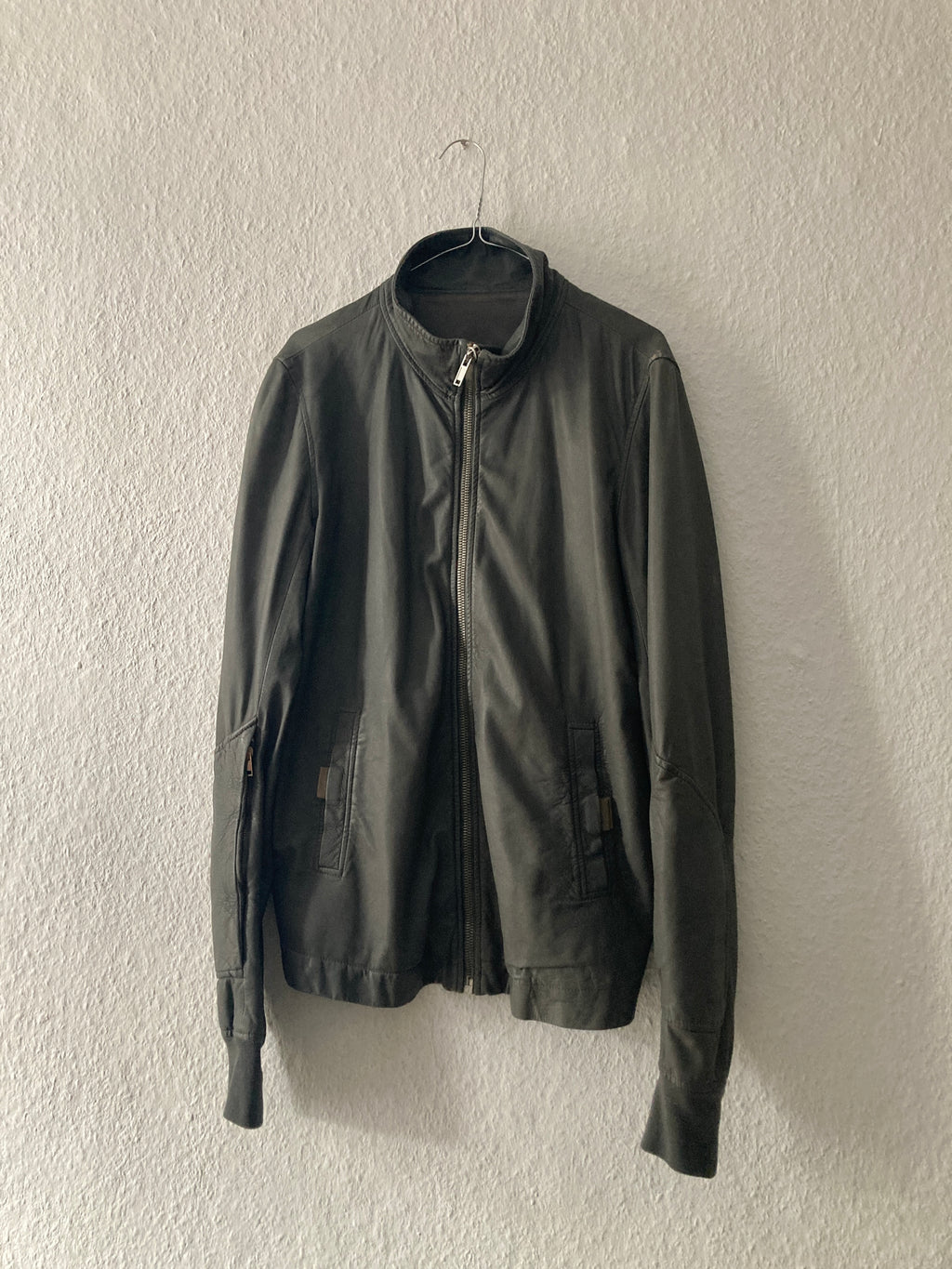 S/S 09 „STRUTTER“ Silky Lamb Leather High-Neck Jacket
