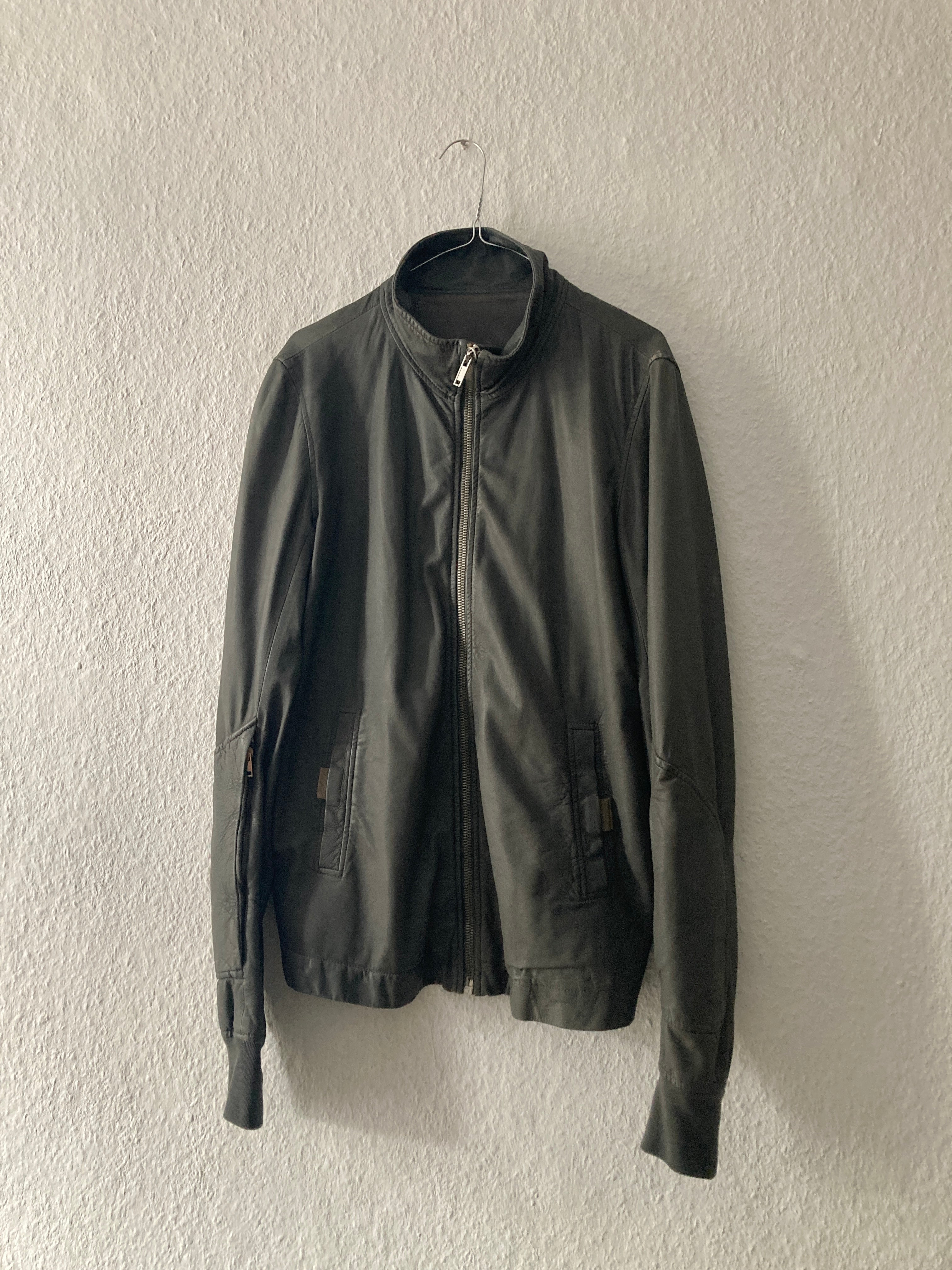 S/S 09 „STRUTTER“ Silky Lamb Leather High-Neck Jacket