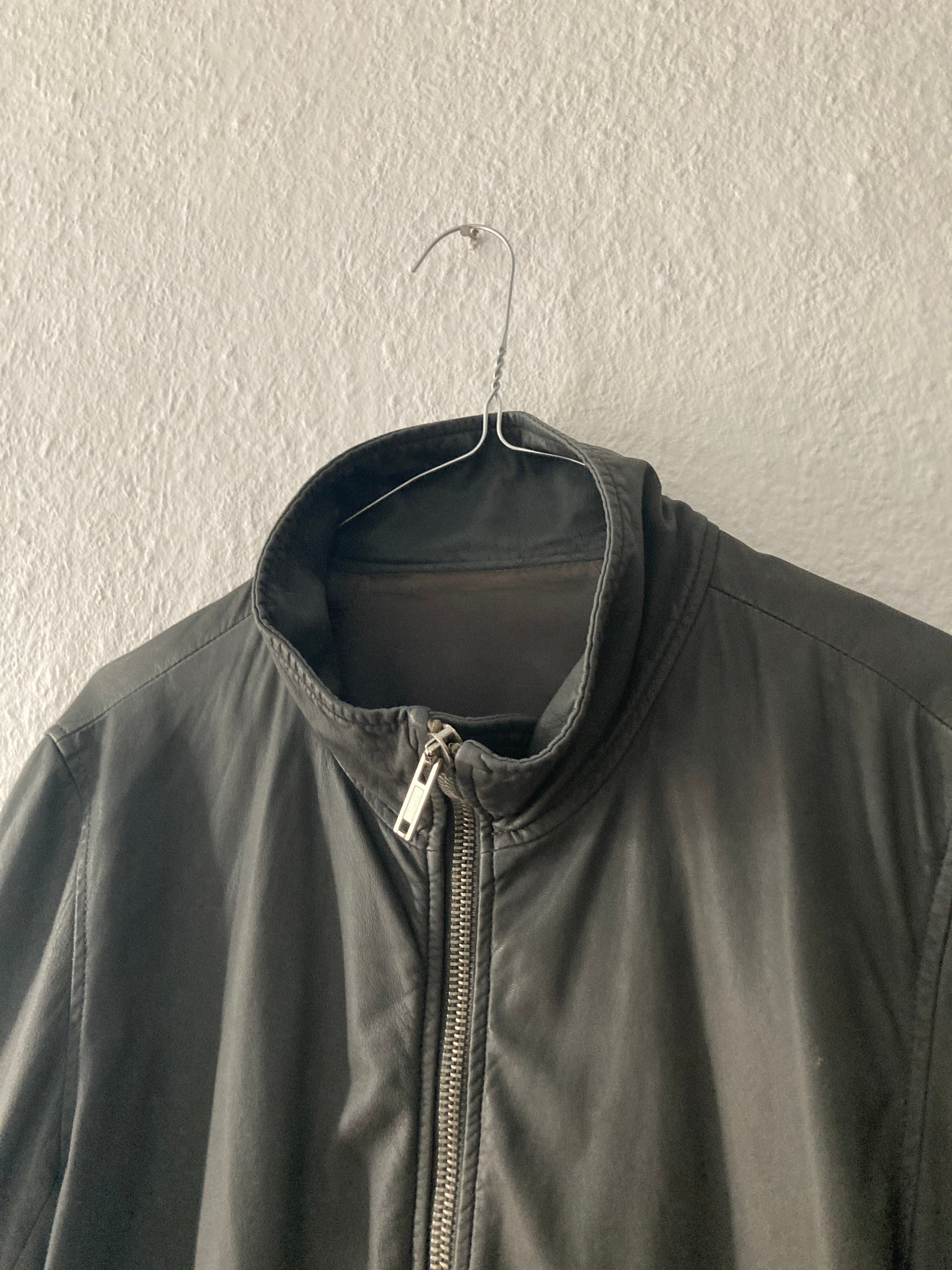 S/S 09 „STRUTTER“ Silky Lamb Leather High-Neck Jacket