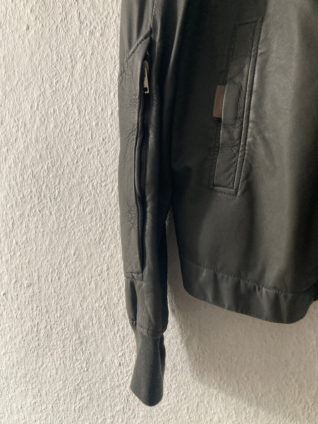 S/S 09 „STRUTTER“ Silky Lamb Leather High-Neck Jacket