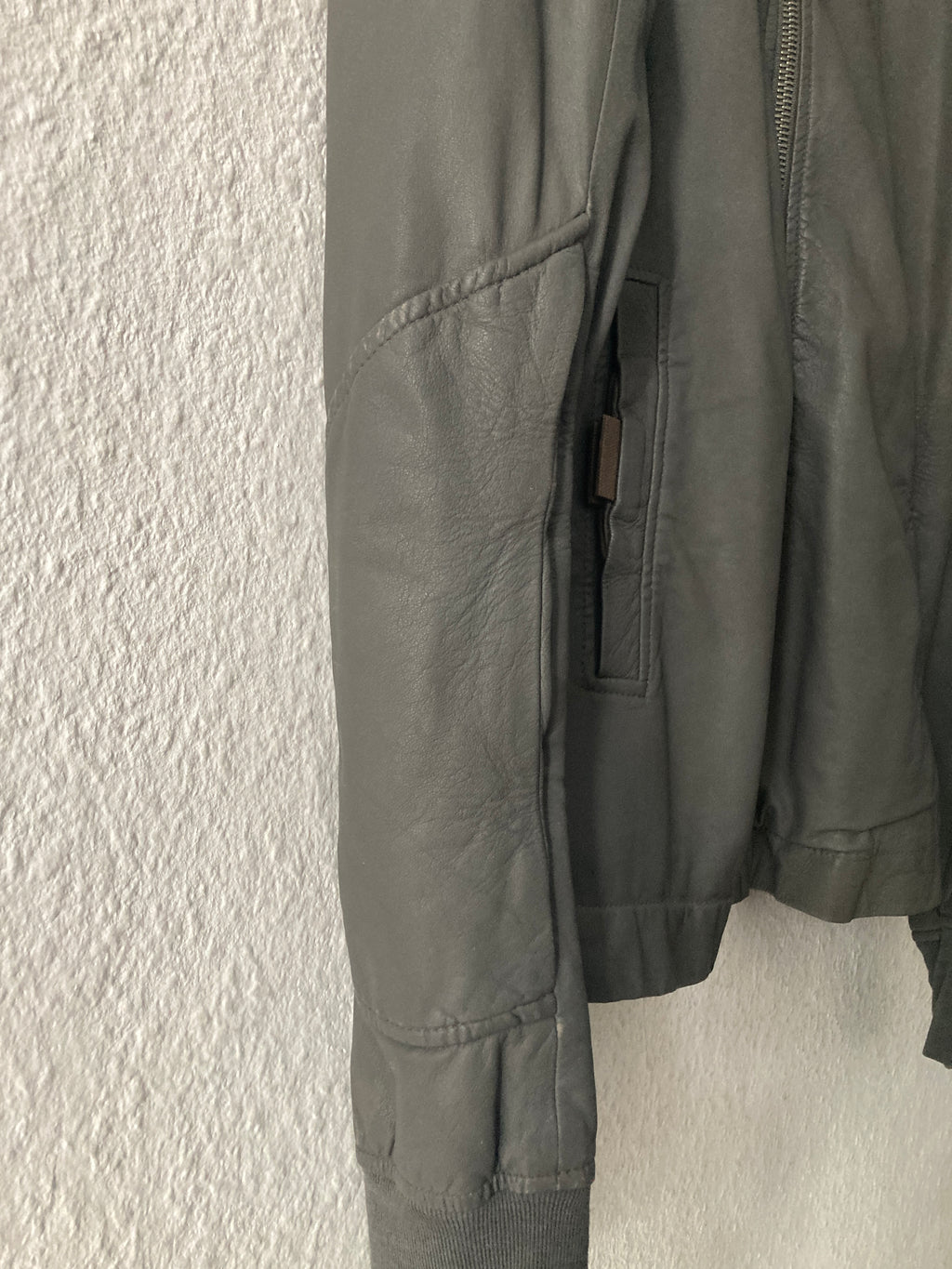 S/S 09 „STRUTTER“ Silky Lamb Leather High-Neck Jacket