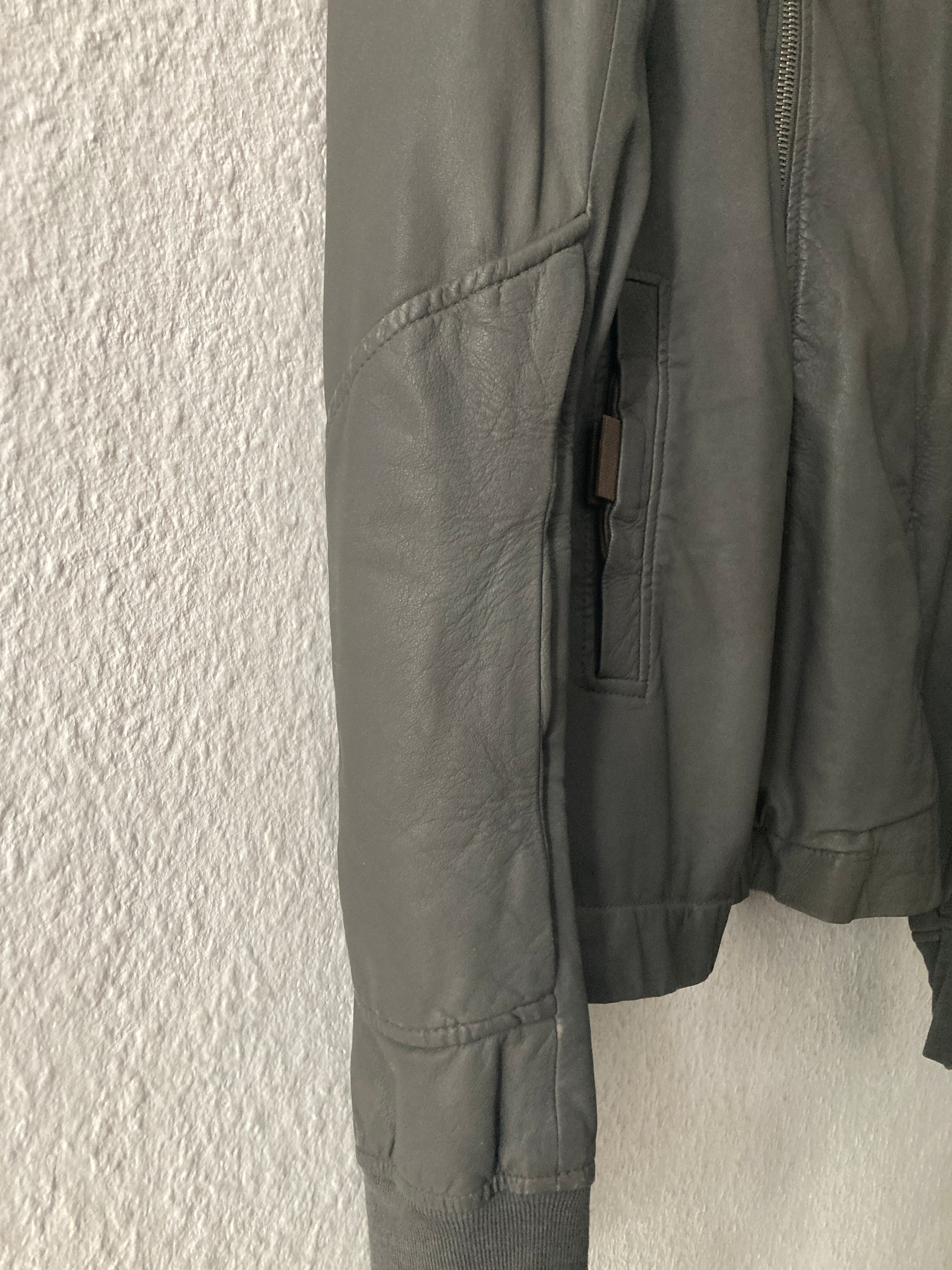 S/S 09 „STRUTTER“ Silky Lamb Leather High-Neck Jacket