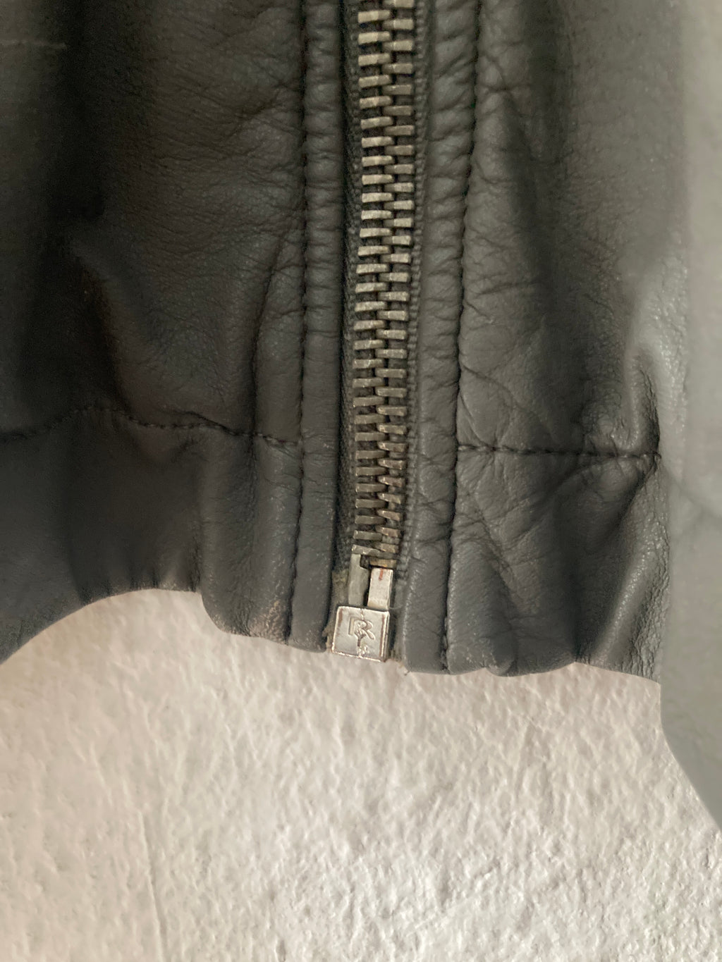 S/S 09 „STRUTTER“ Silky Lamb Leather High-Neck Jacket