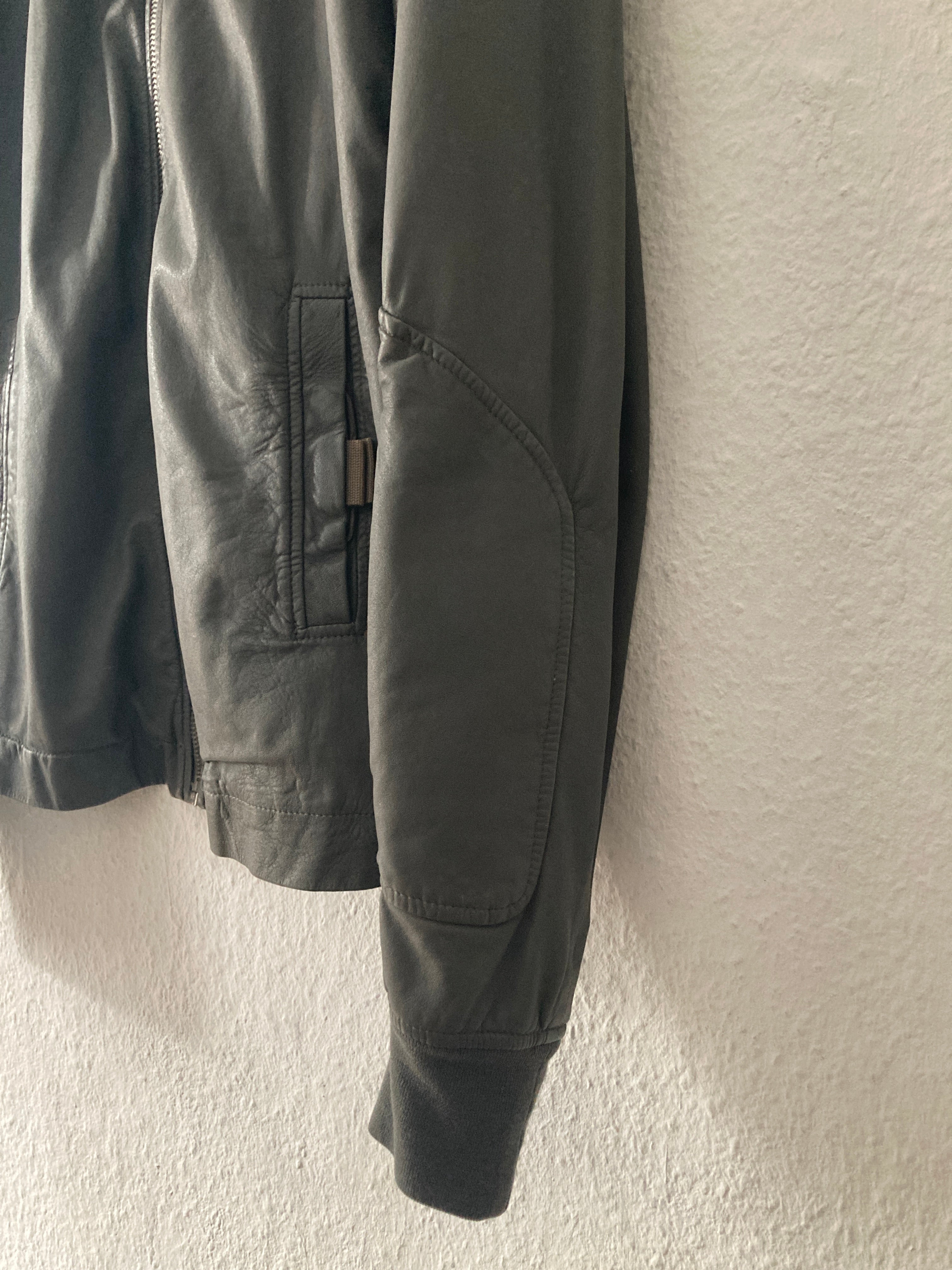 S/S 09 „STRUTTER“ Silky Lamb Leather High-Neck Jacket