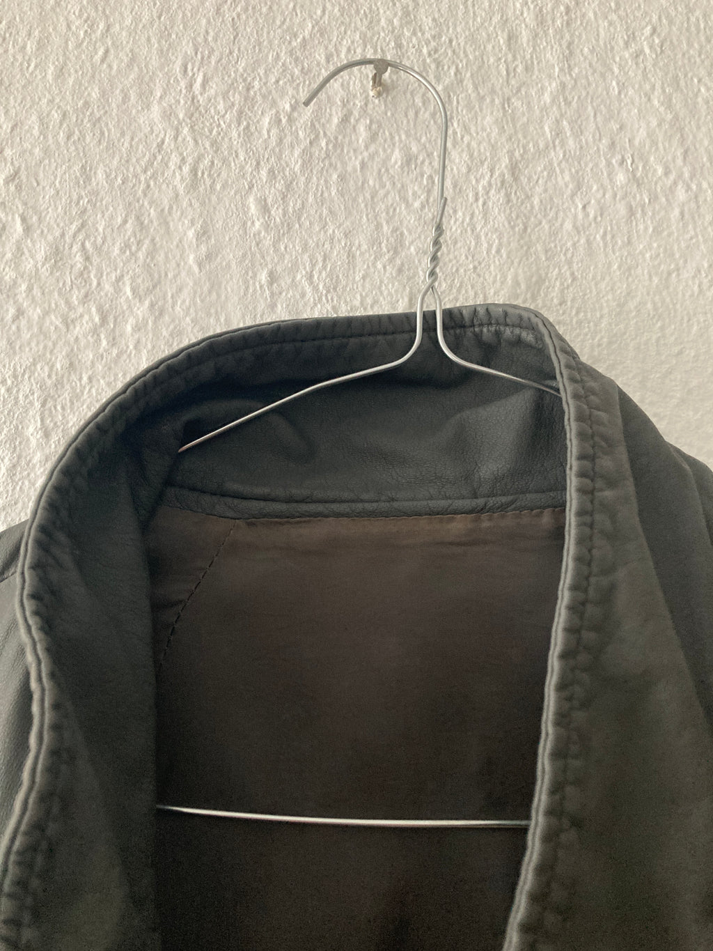 S/S 09 „STRUTTER“ Silky Lamb Leather High-Neck Jacket