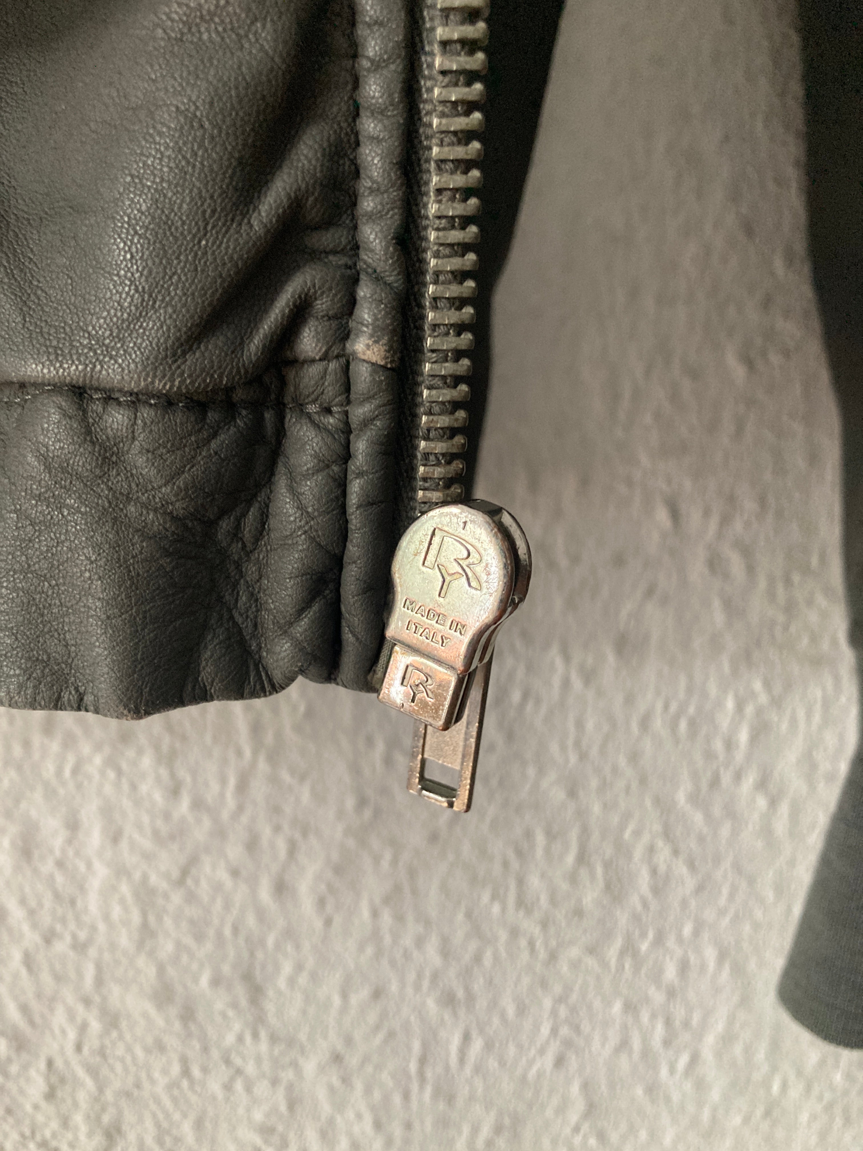 S/S 09 „STRUTTER“ Silky Lamb Leather High-Neck Jacket