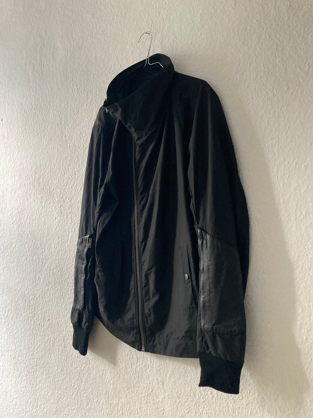 S/S 09 "STRUTTER" Layered Polyester Mollino Jacket w. Lamb Leather Patches