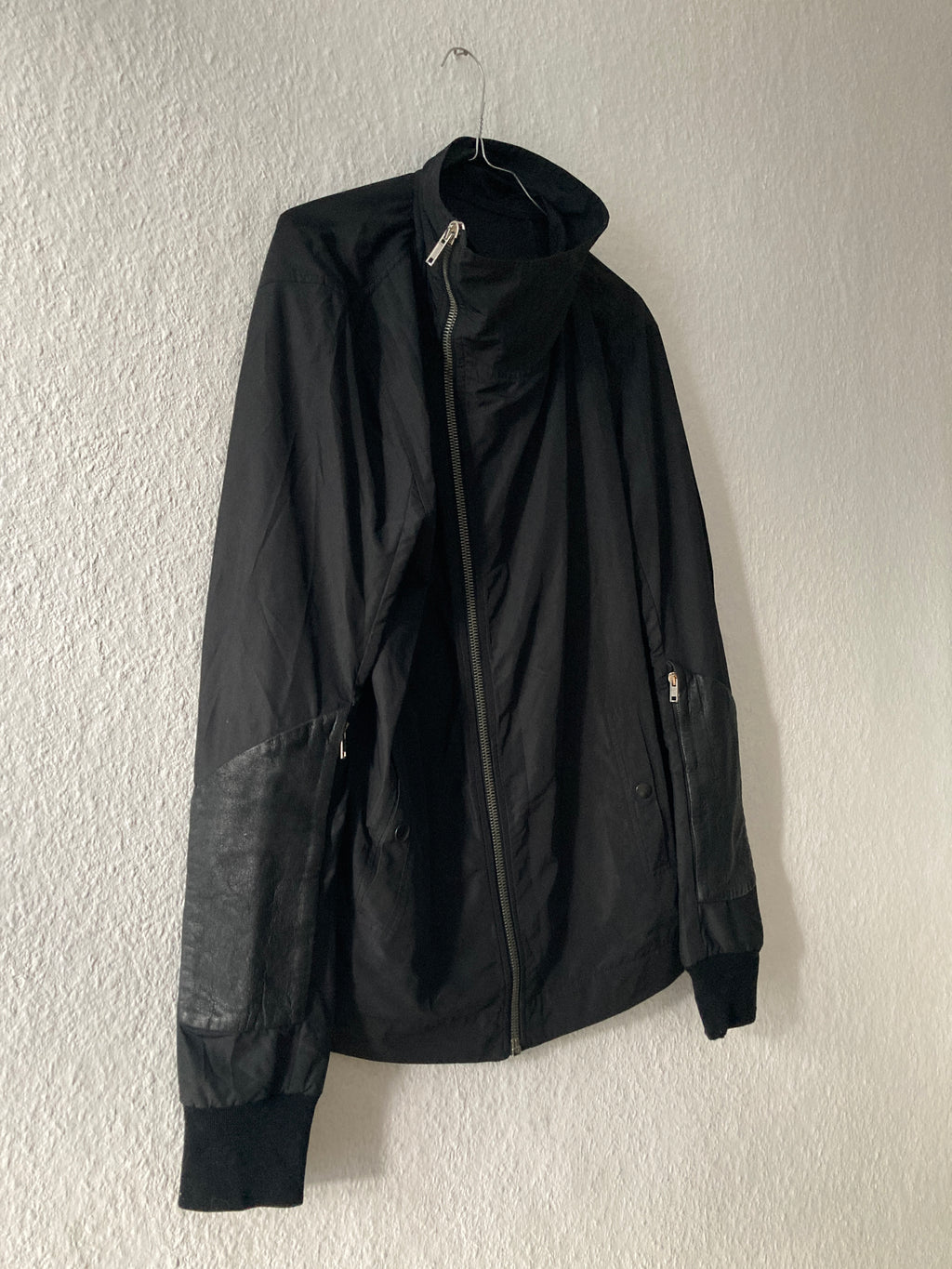 S/S 09 "STRUTTER" Layered Polyester Mollino Jacket w. Lamb Leather Patches