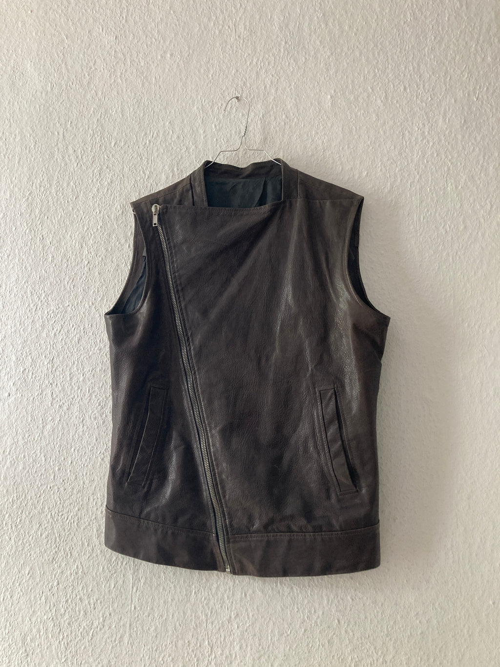 S/S 09 "STRUTTER" Dark Shadow Calf Leather Vest Rick Owens M