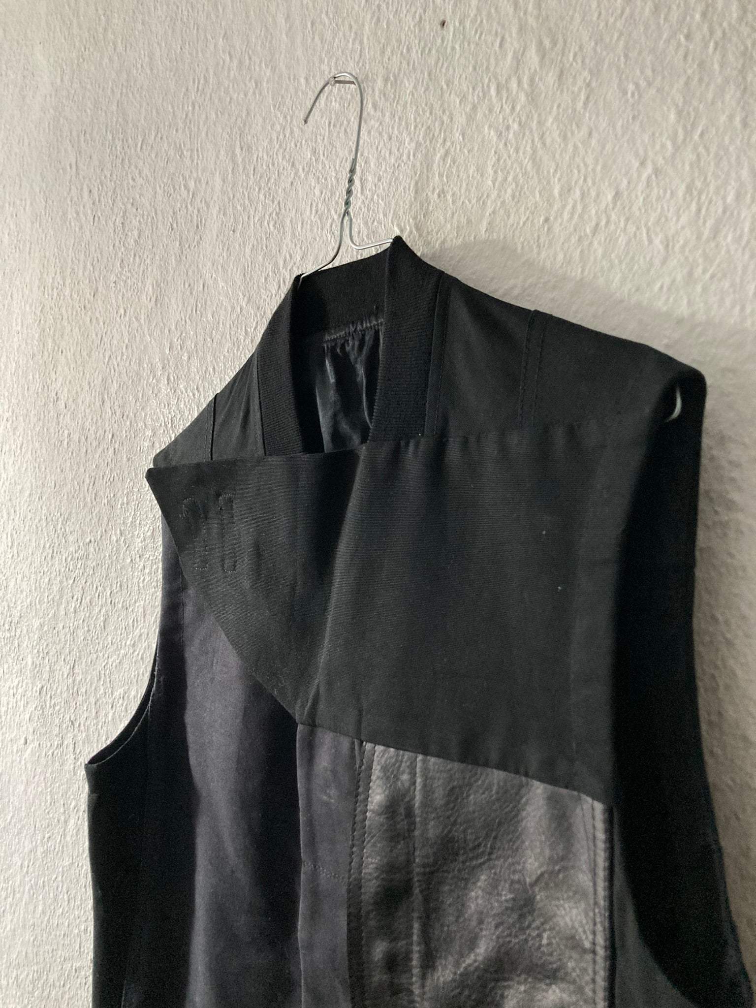 S/S 13 „ISLAND“ Runway Leather Pocket Vest