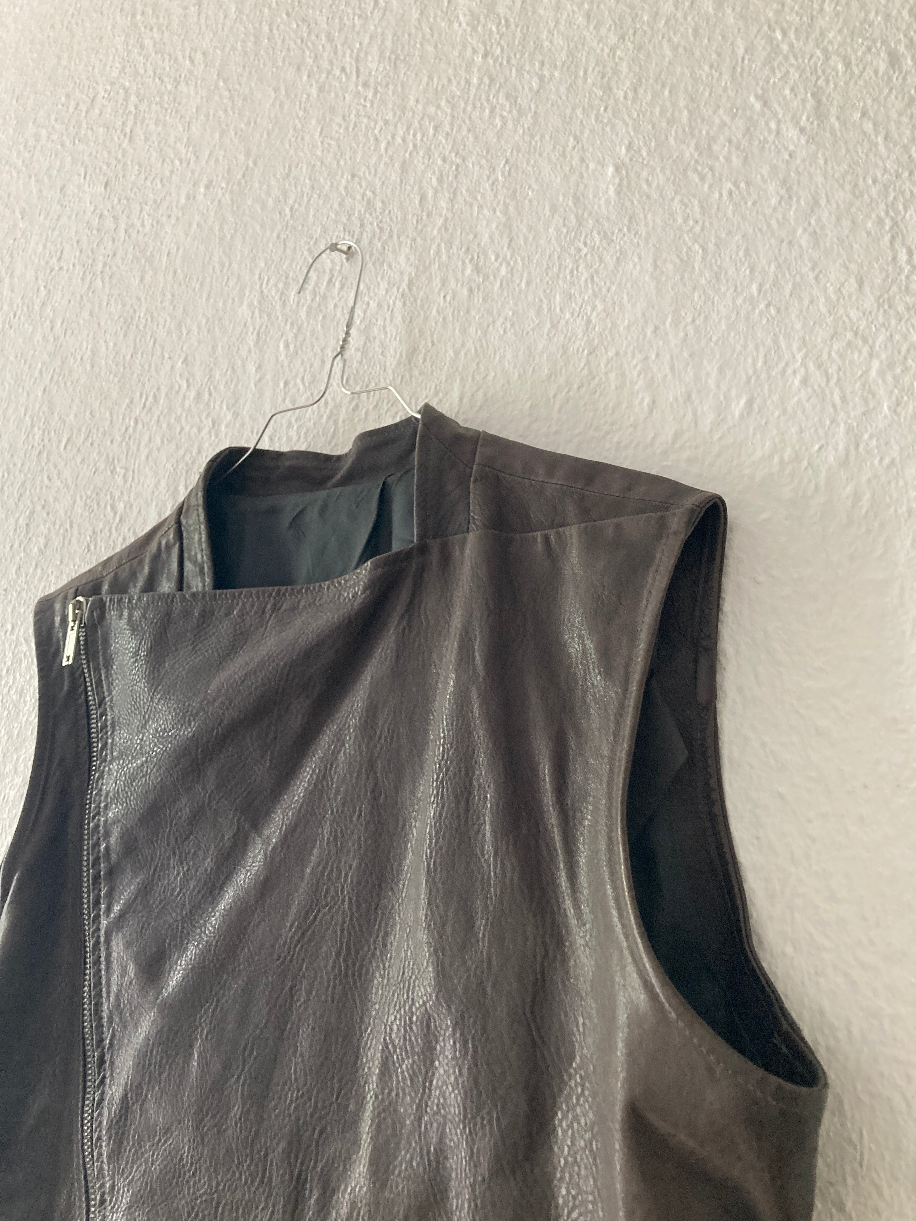S/S 09 "STRUTTER" Dark Shadow Calf Leather Vest Rick Owens M