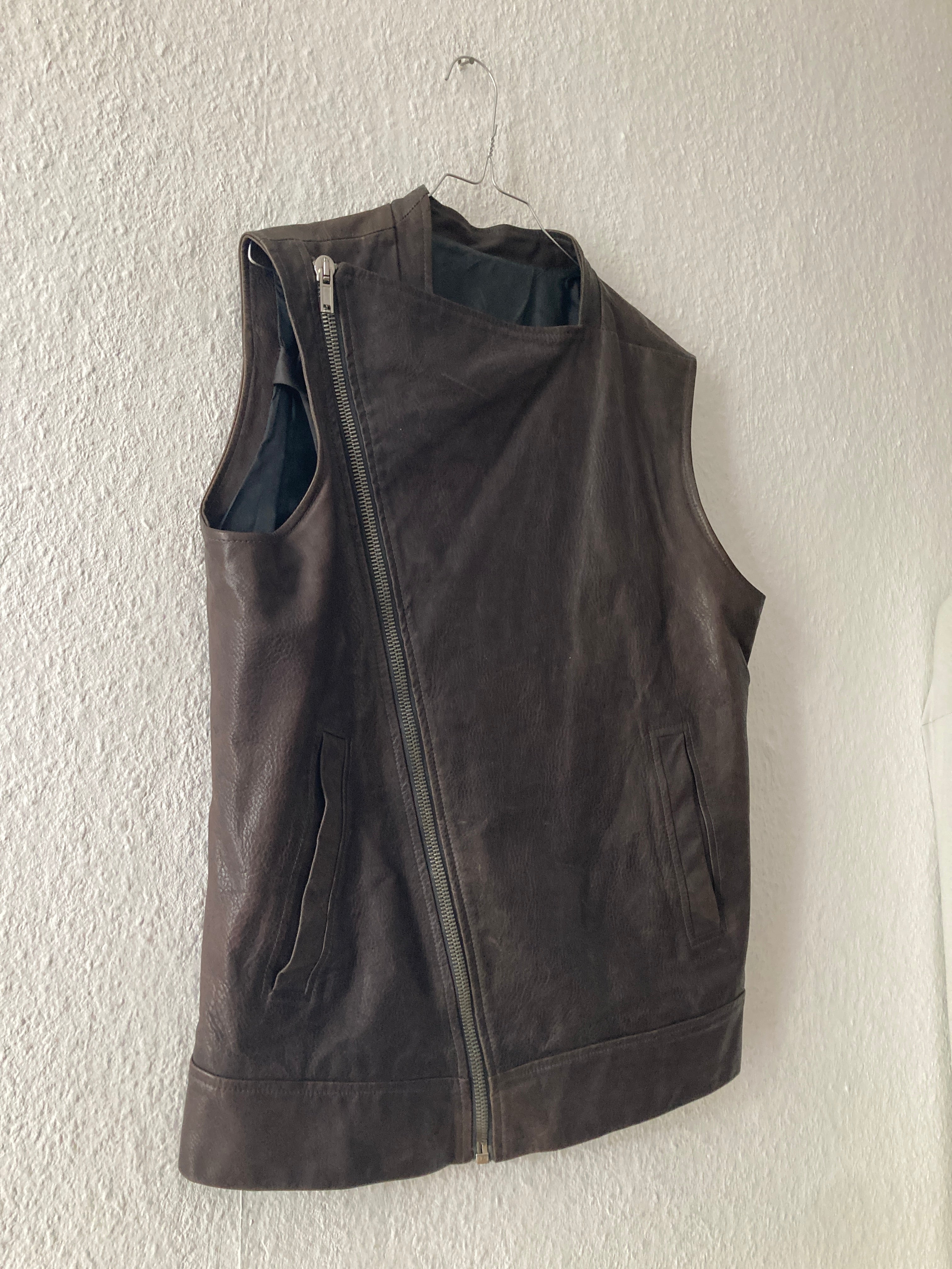 S/S 09 "STRUTTER" Dark Shadow Calf Leather Vest Rick Owens M