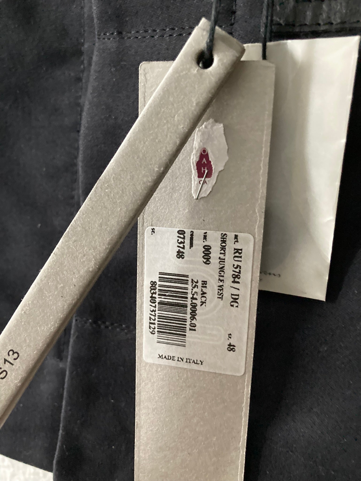 S/S 13 „ISLAND“ Runway Leather Pocket Vest