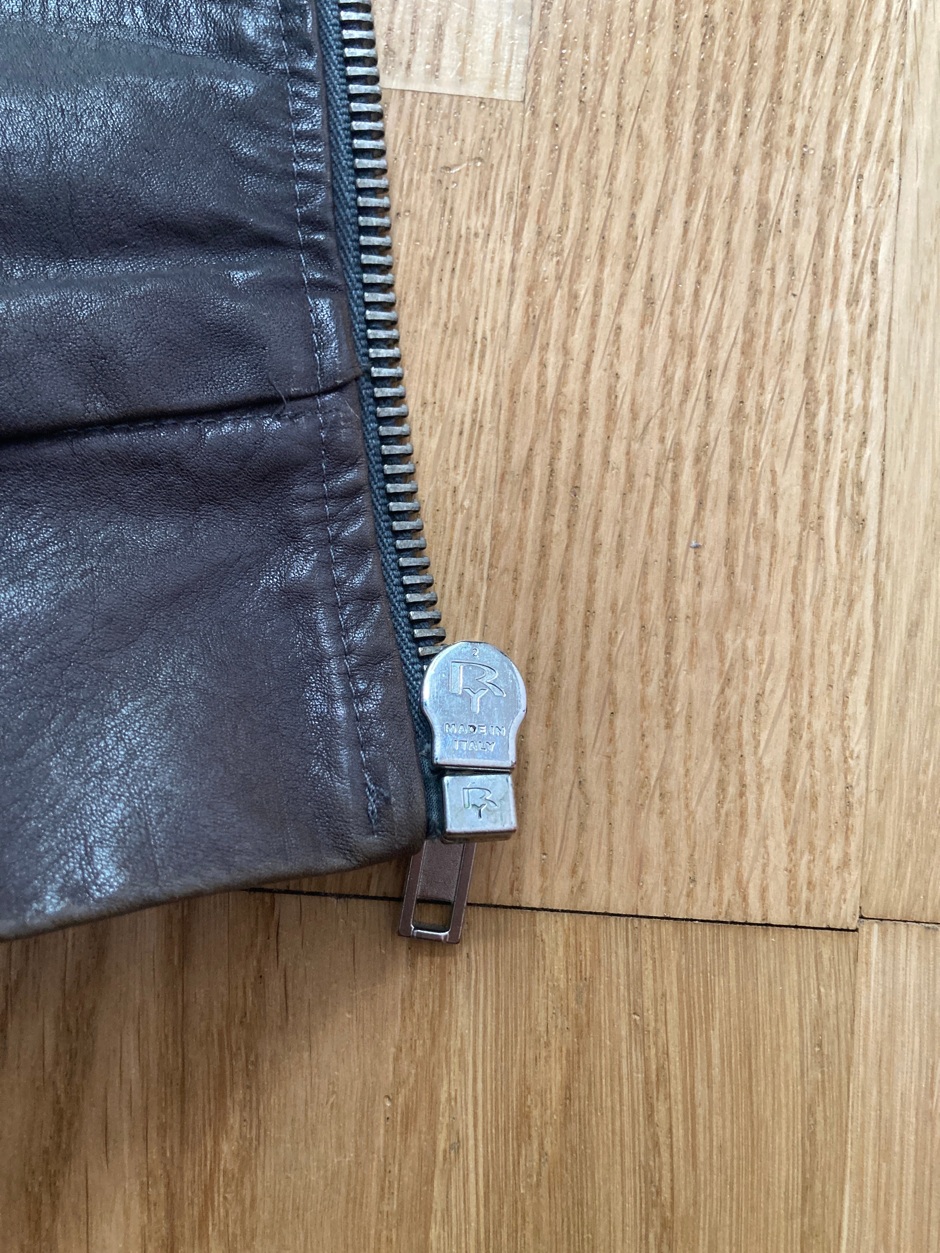 S/S 09 "STRUTTER" Dark Shadow Calf Leather Vest Rick Owens M