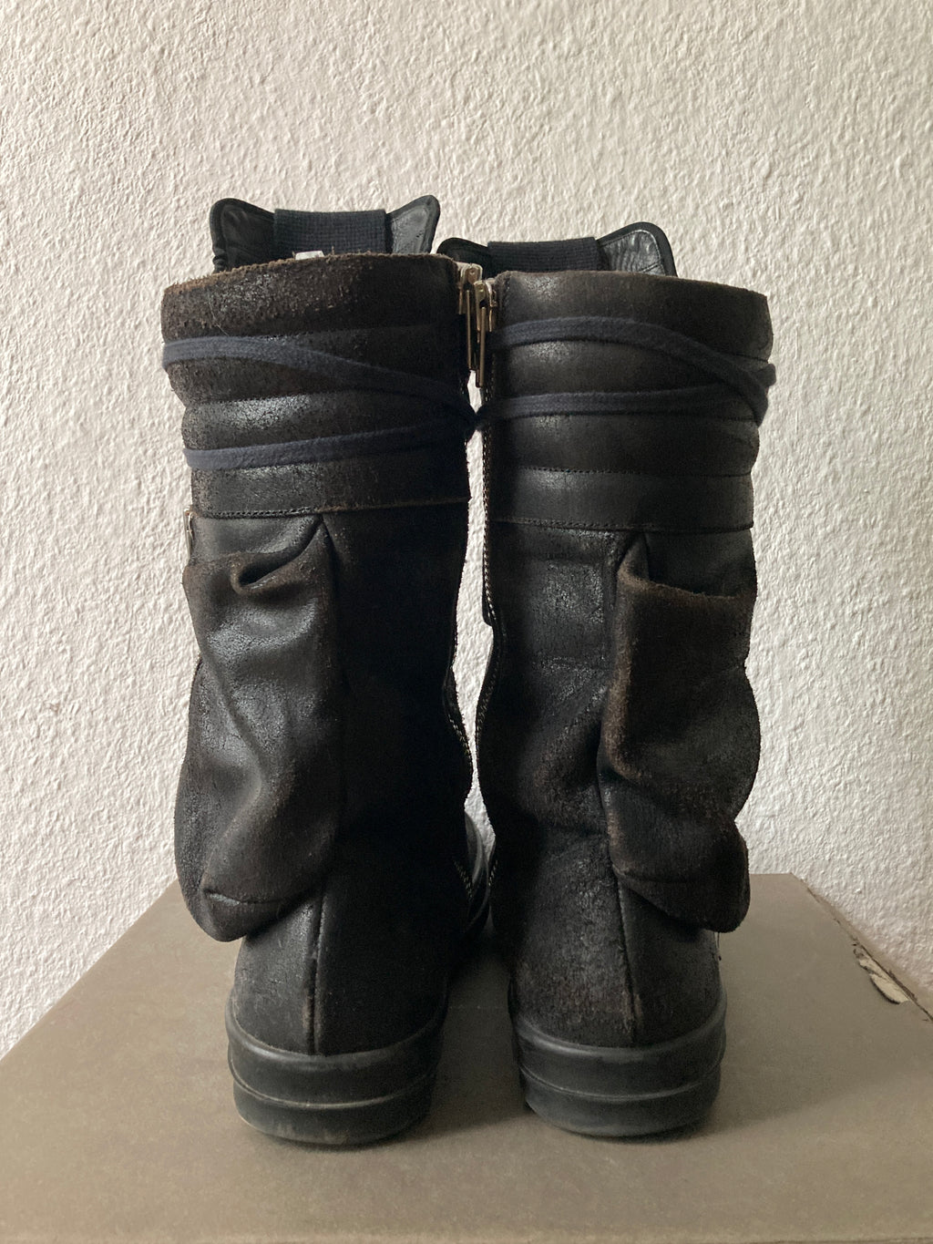 S/S 15 “FAUN” Reverse Leather Triple Black Cargobaskets IT42/US9