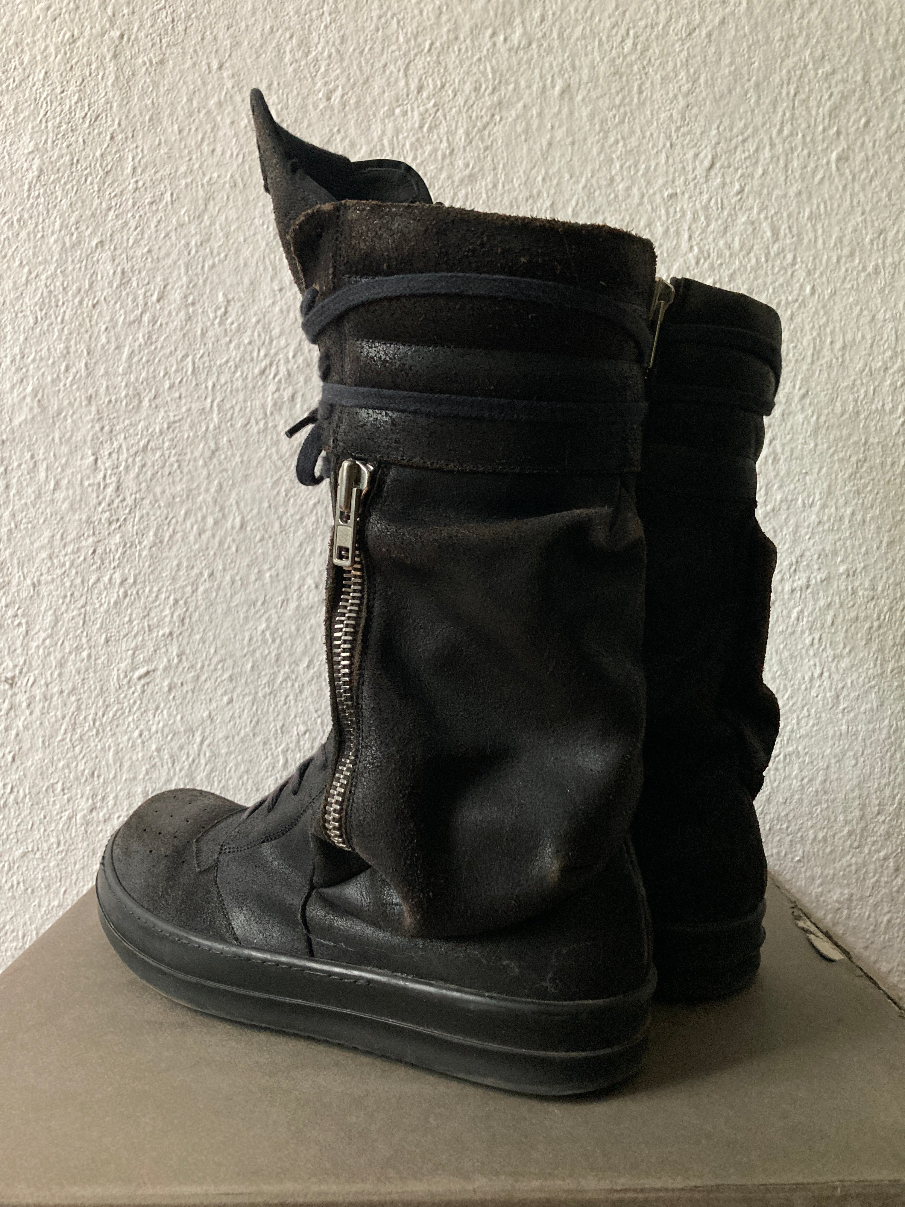 S/S 15 “FAUN” Reverse Leather Triple Black Cargobaskets IT42/US9