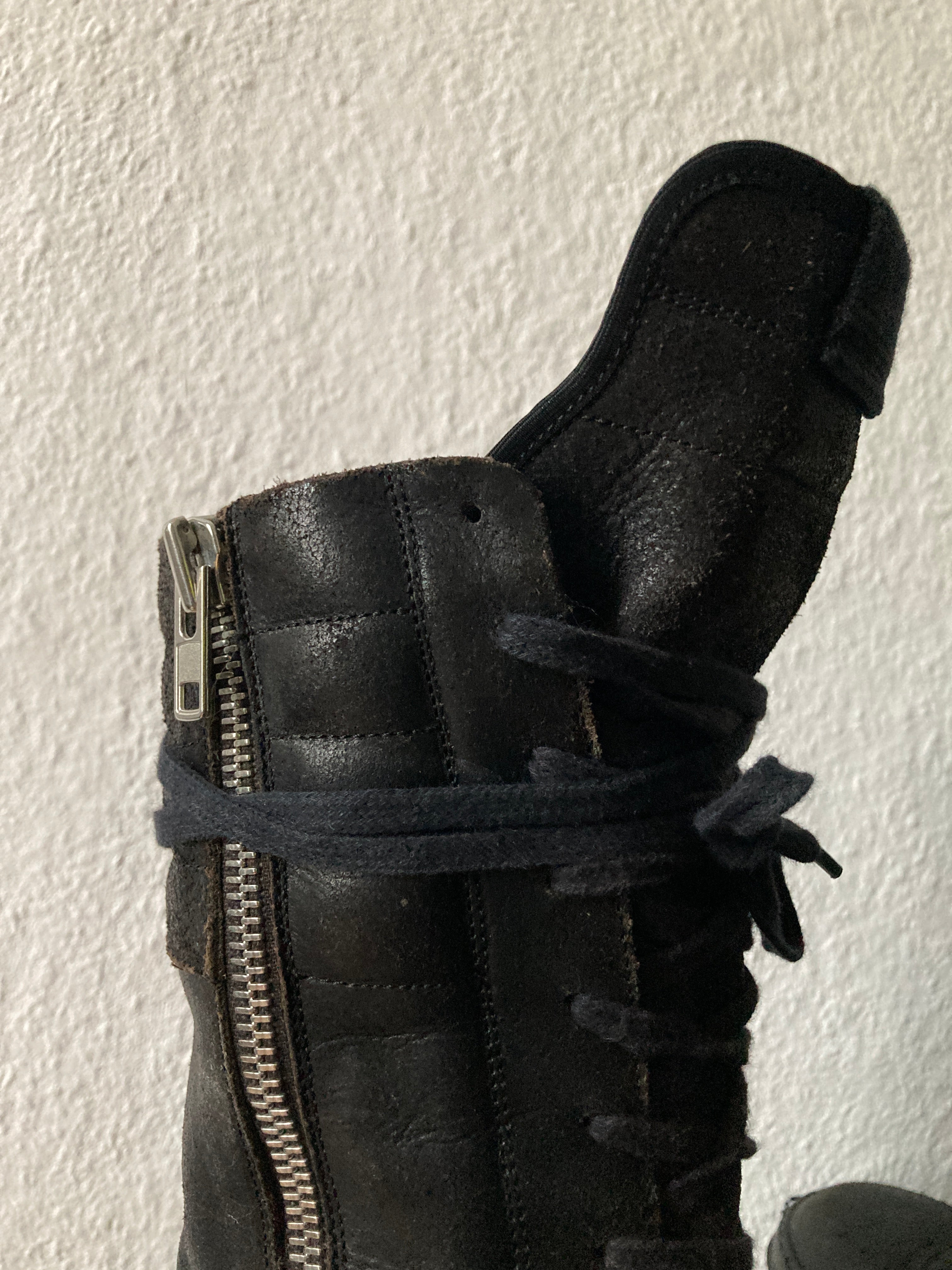 S/S 15 “FAUN” Reverse Leather Triple Black Cargobaskets IT42/US9
