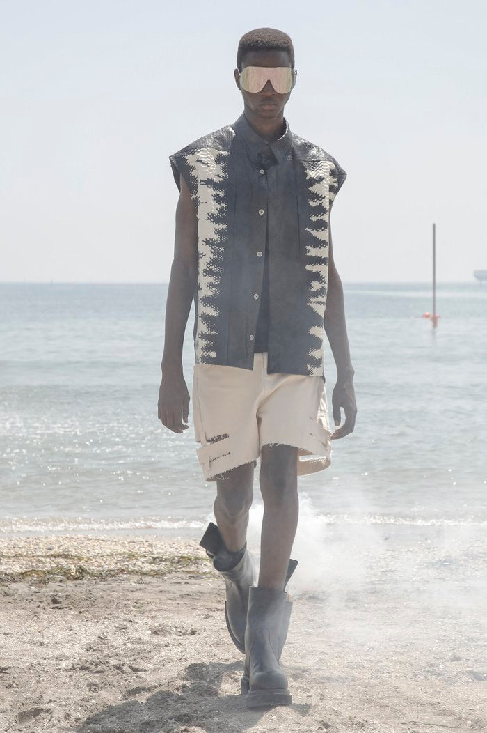 S/S 22 “FOGACHINE” Runway Ecru Spartan Shorts