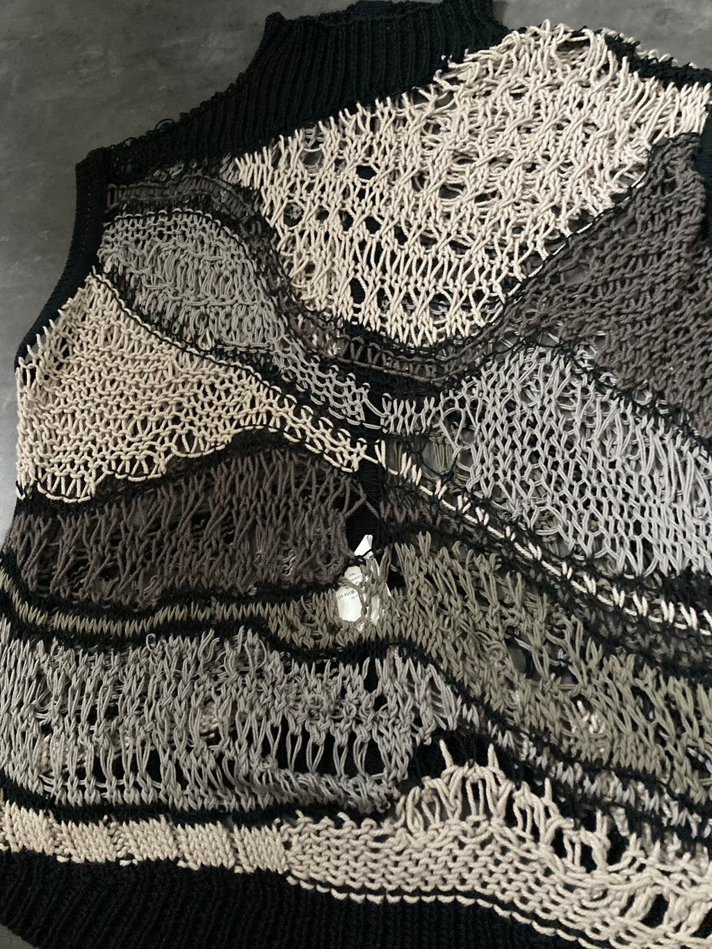 S/S 13 "ISLAND" Psycho Knit Sleeveless Turtleneck