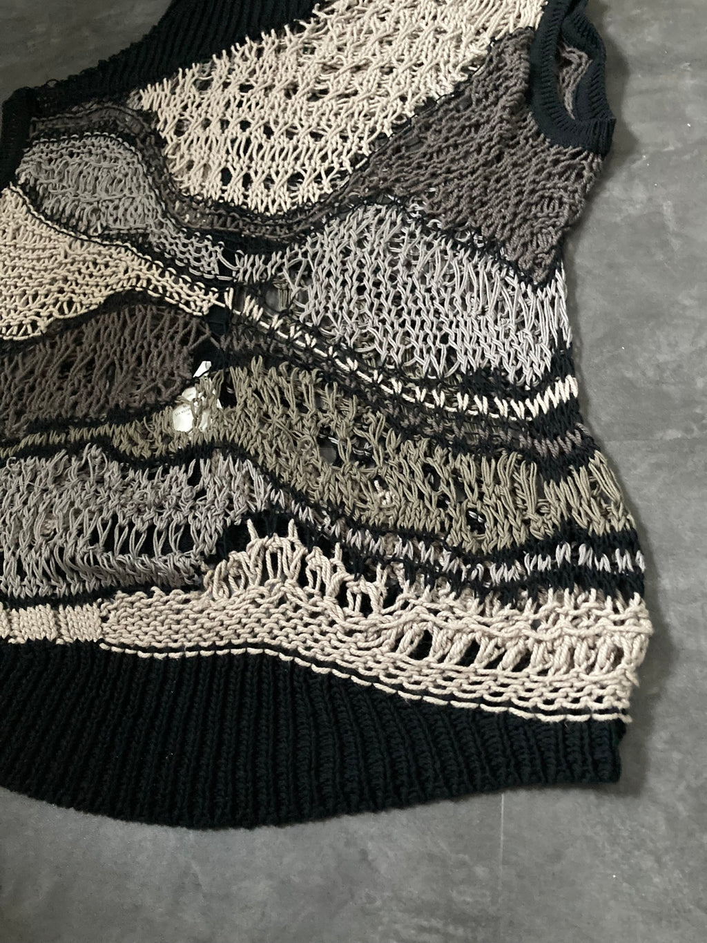 S/S 13 "ISLAND" Psycho Knit Sleeveless Turtleneck