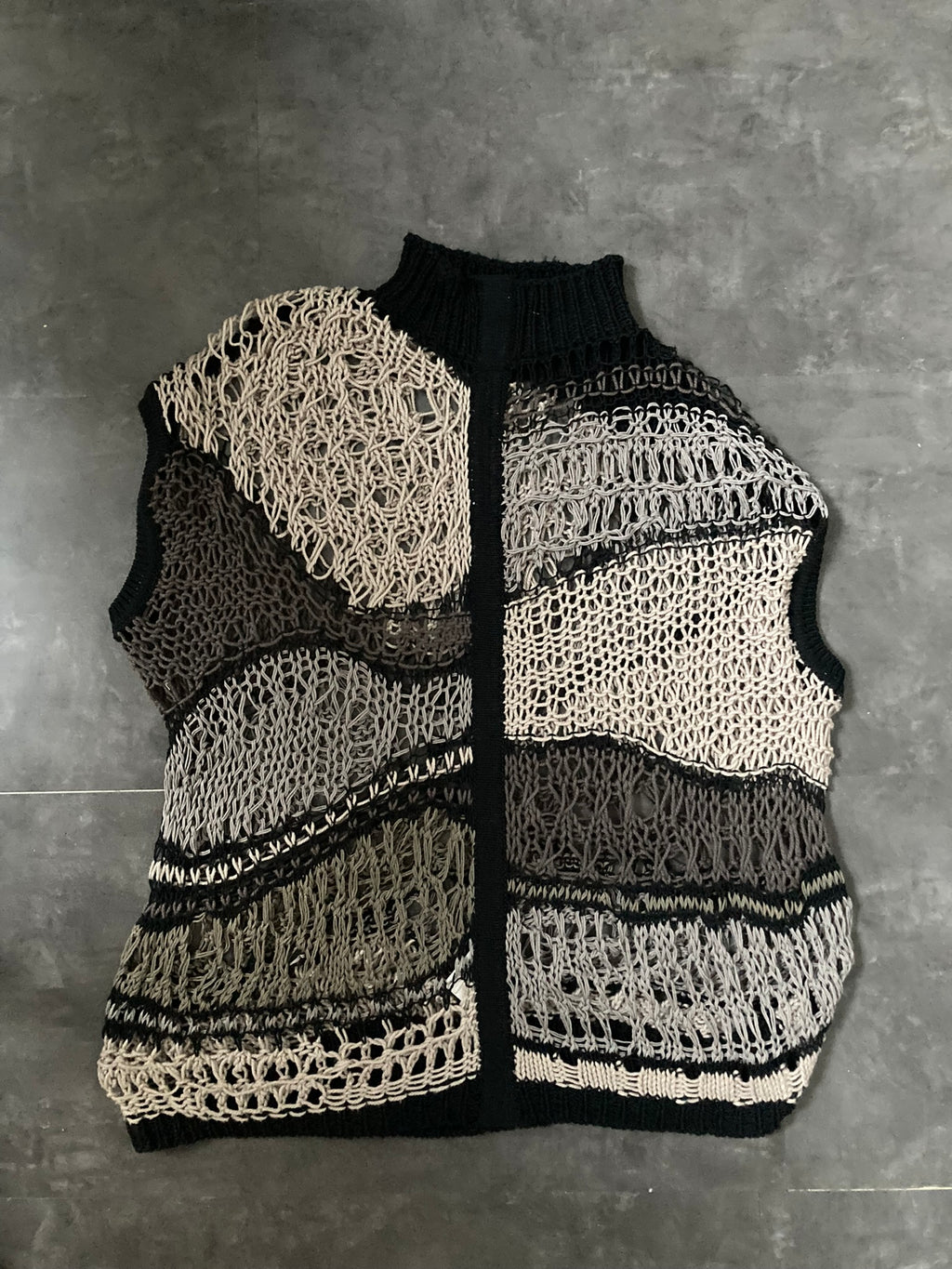 S/S 13 "ISLAND" Psycho Knit Sleeveless Turtleneck