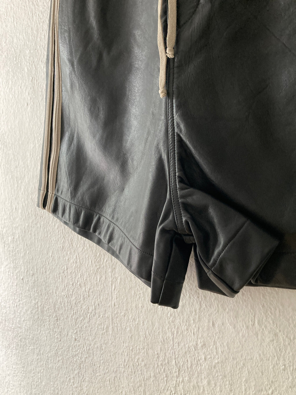 F/W 14 "MOODY" Calf Leather "Big" Shorts Rick Owens IT48/M