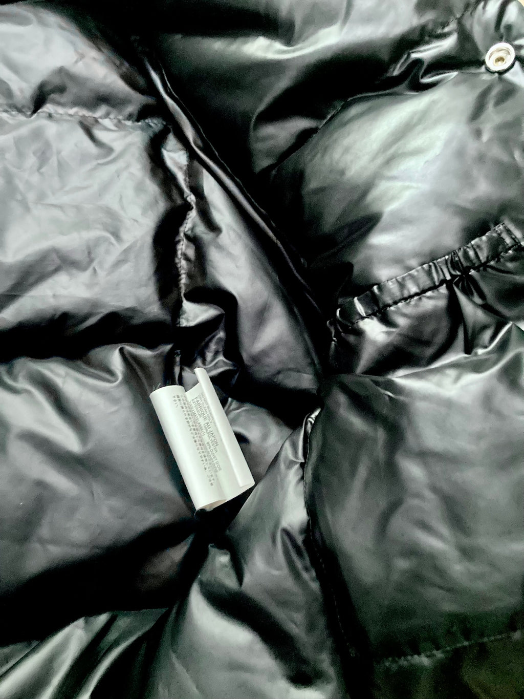 F/W 04 Junya Watanabe Comme des Garcons Runway Cropped Down Puffer Jacket in Black