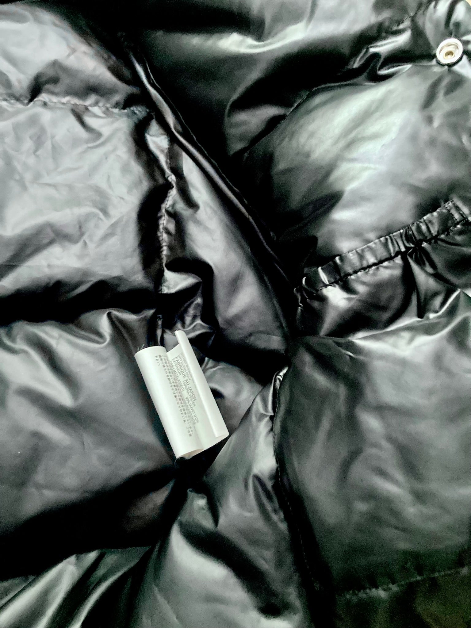 F/W 04 Junya Watanabe Comme des Garcons Runway Cropped Down Puffer Jacket in Black