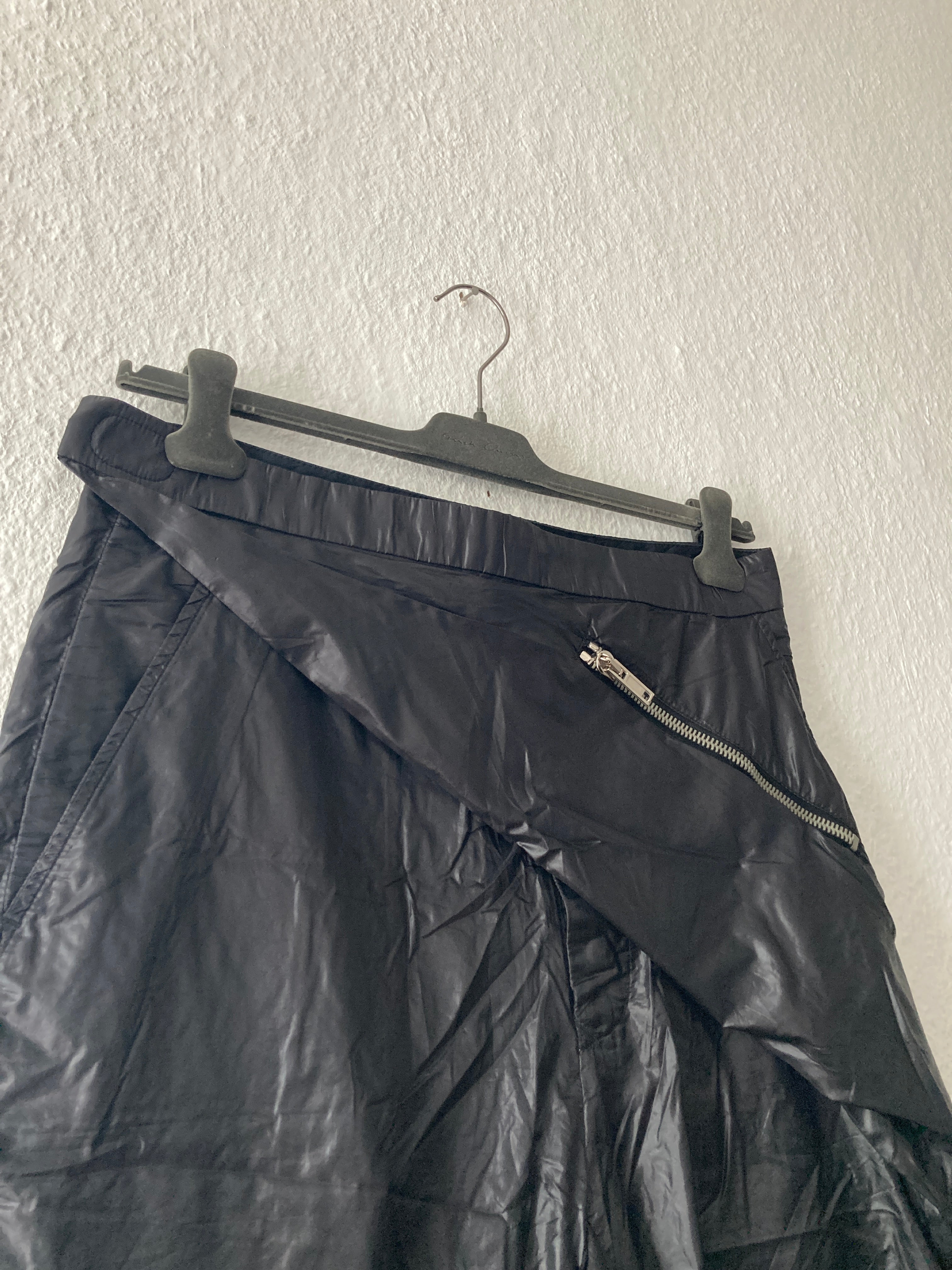 S/S 11 “ANTHEM” Lightweight Nylon Memphis Shorts in Black and Size M