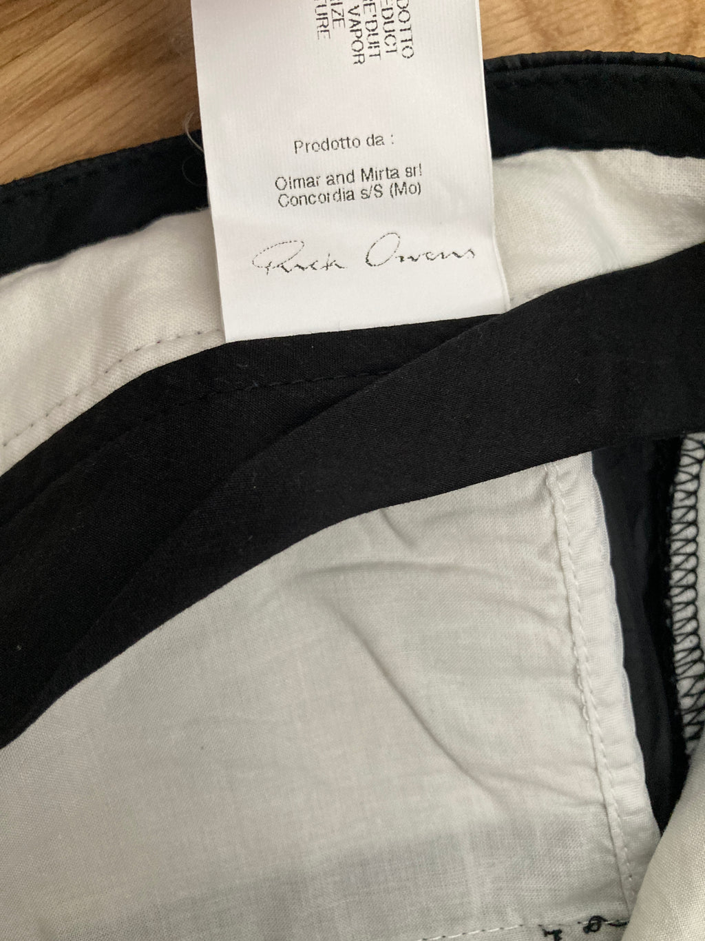 S/S 11 “ANTHEM” Lightweight Nylon Memphis Shorts in Black and Size M